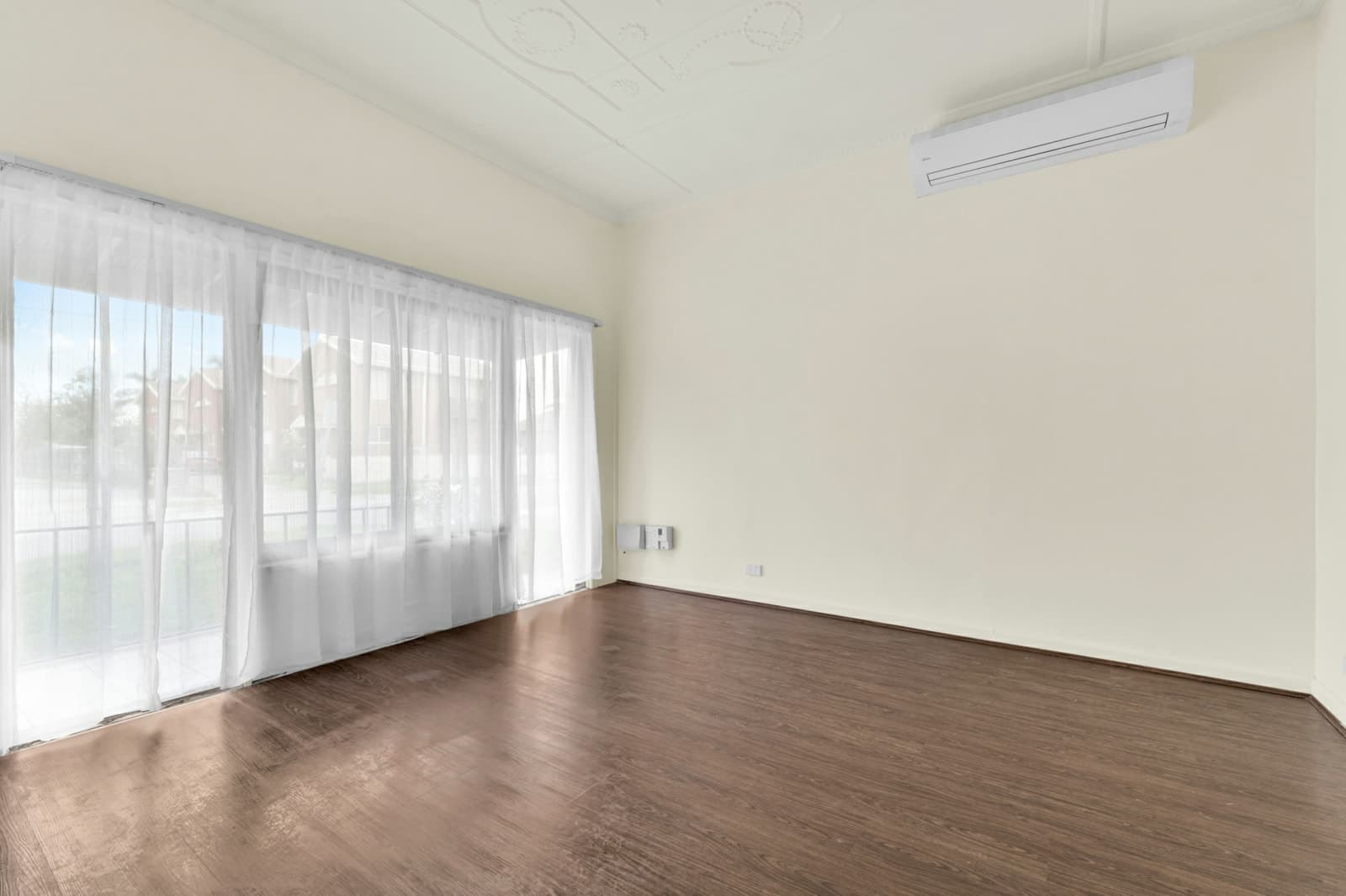 105 Buckley Street, NOBLE PARK, Noble Park - Thumbnail 4