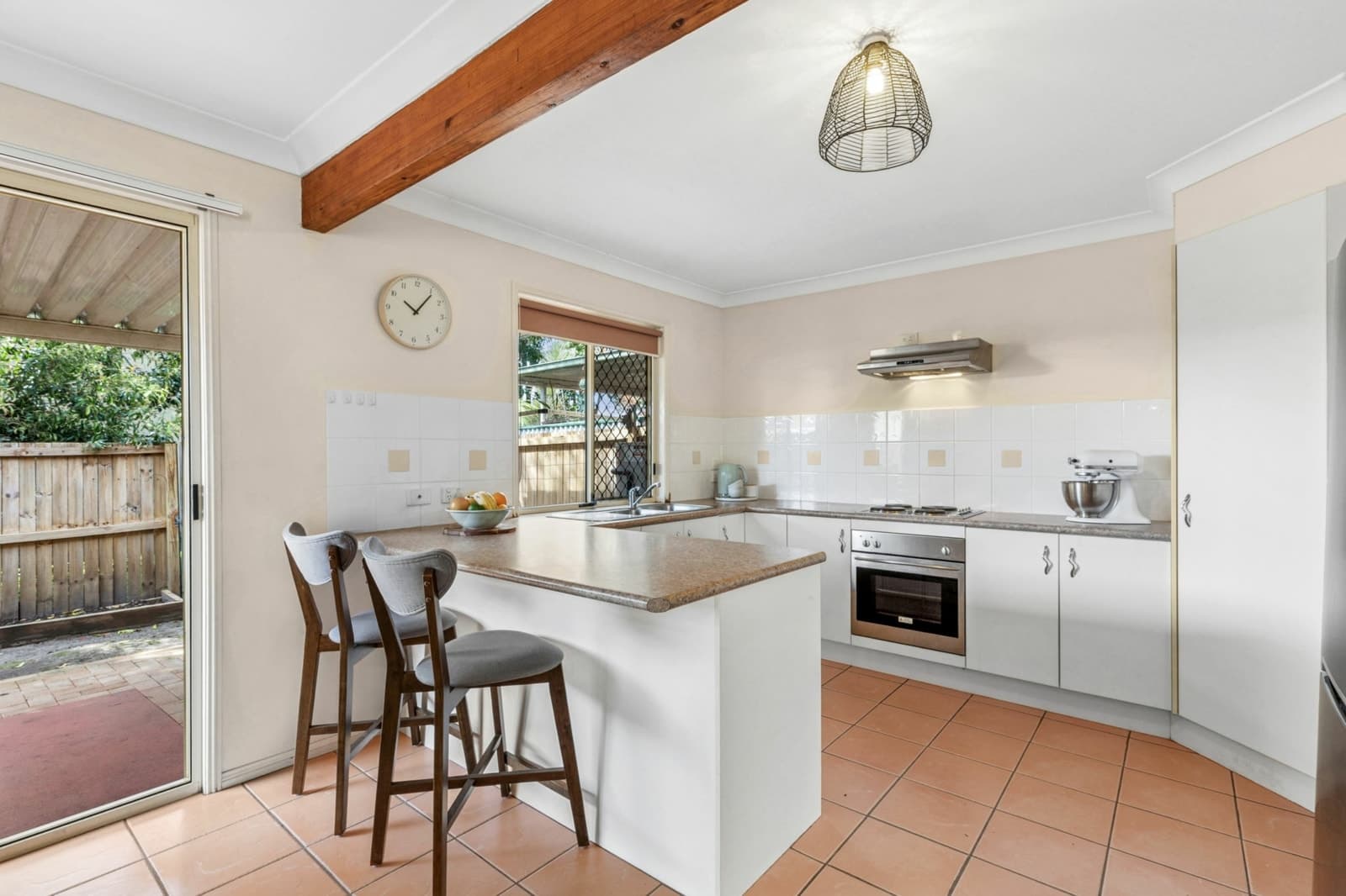 6/5 Laurel Street, BEERWAH, Beerwah - Image 1