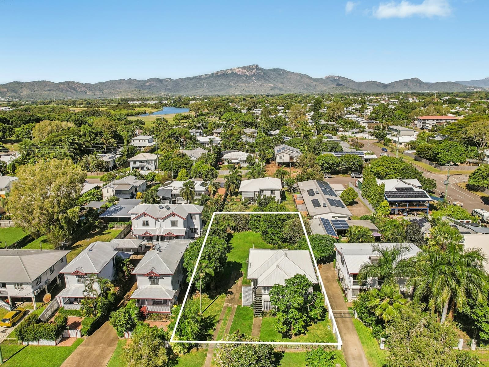 46 Roberts Street, HERMIT PARK, Hermit Park - Thumbnail 8