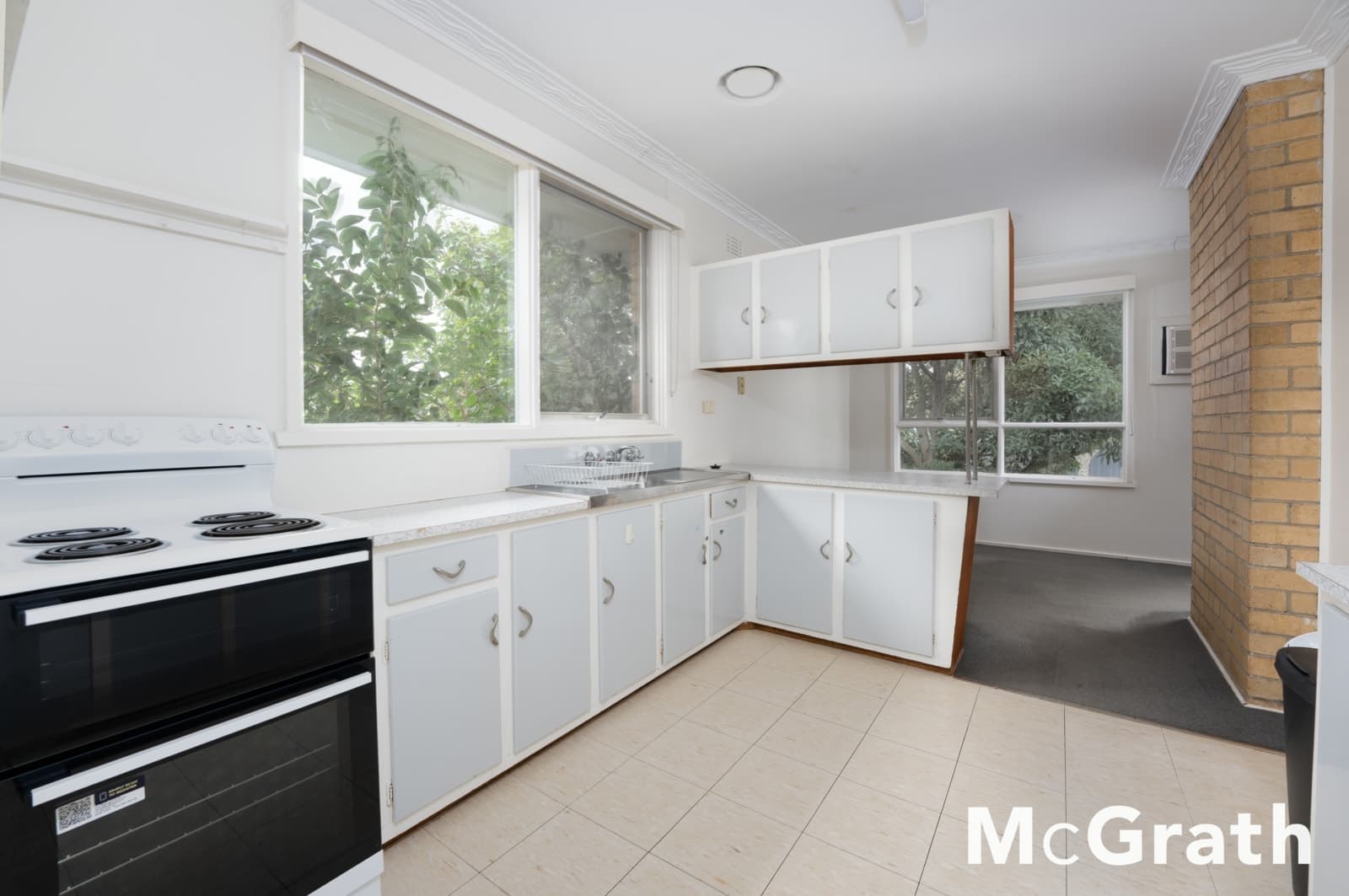 1/5 Lemon Grove, MOUNT WAVERLEY, Mount Waverley - Thumbnail 2