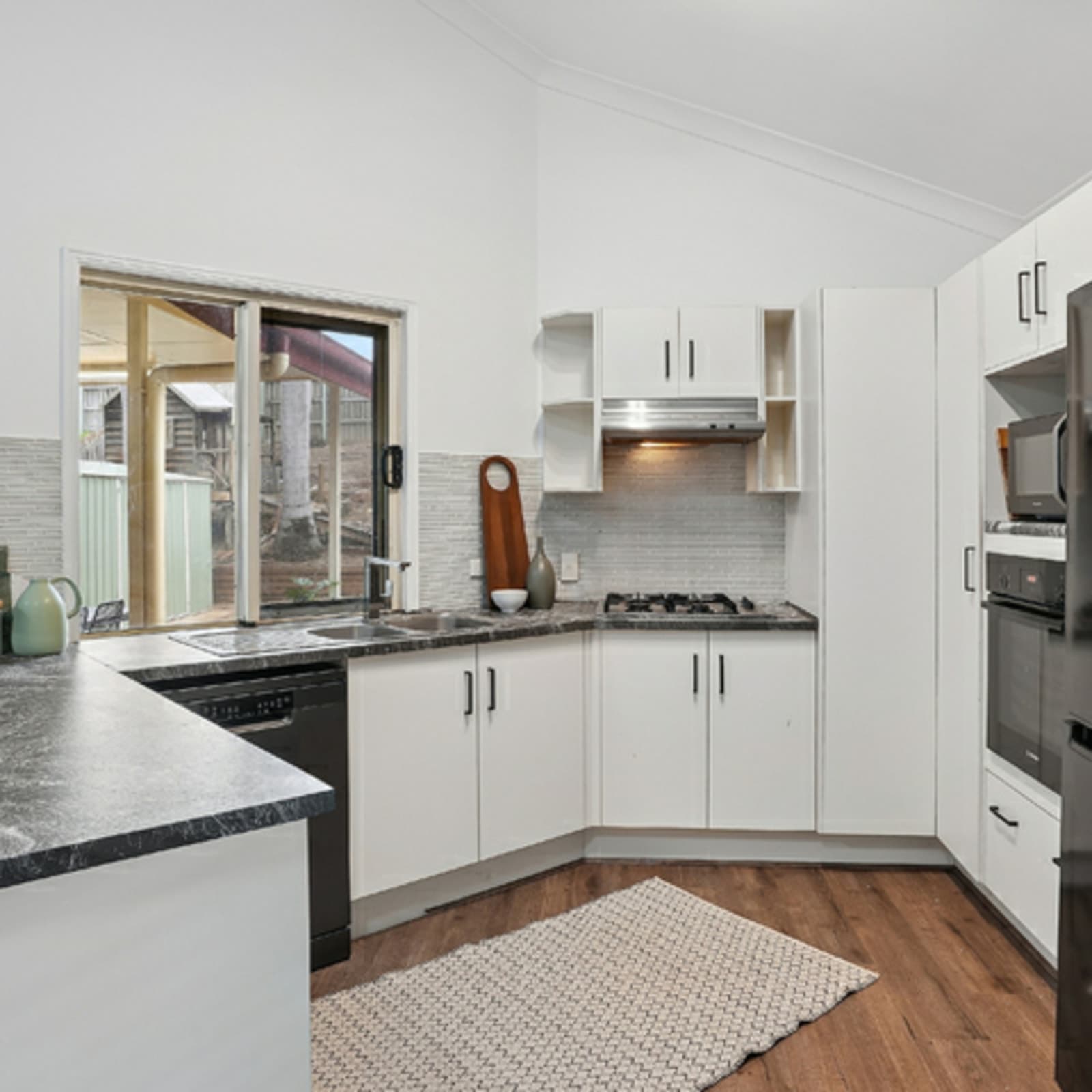 18 Lemonwood Court, DOUGLAS, Douglas - Thumbnail 3