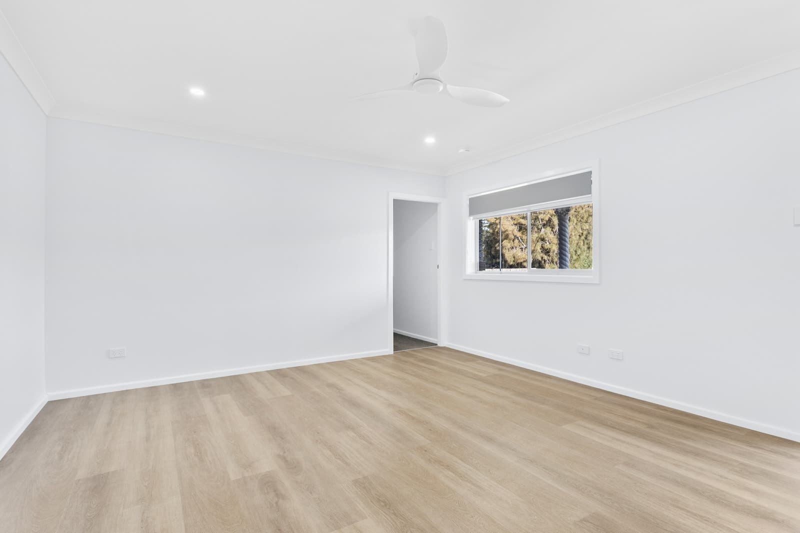 2 Miller St, OAK FLATS, Oak Flats - Thumbnail 5