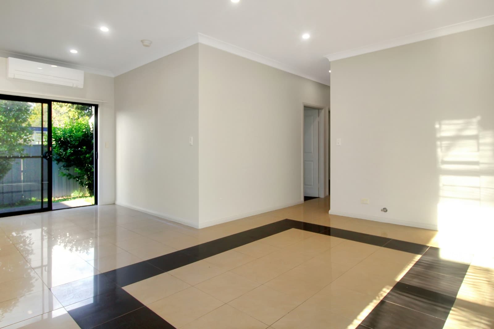3/43 Trevitt Road, NORTH RYDE, North Ryde - Thumbnail 2
