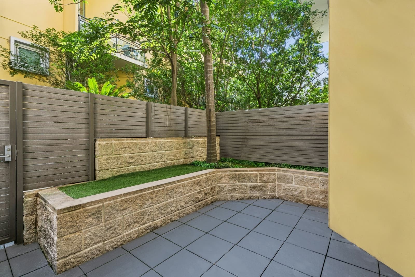 112/637-641 Pittwater Road, DEE WHY, Dee Why - Thumbnail 2