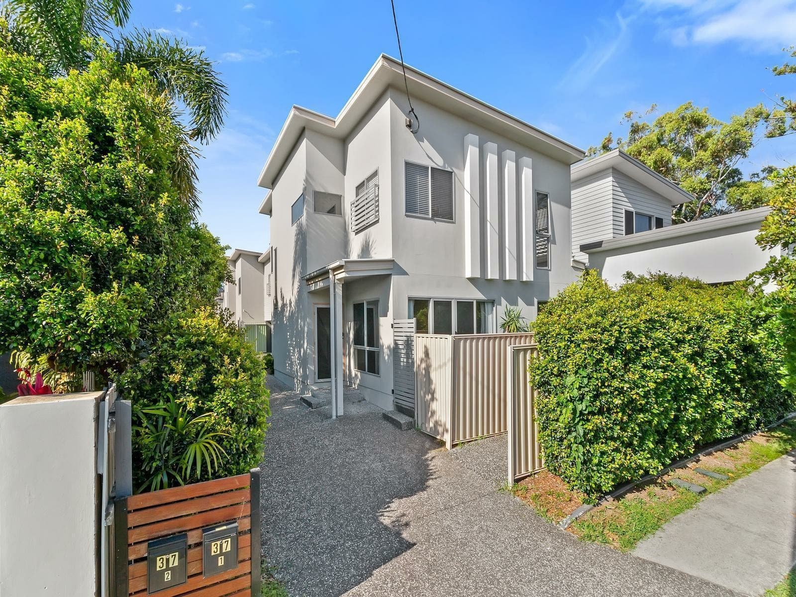 1/37 Parker Street, LABRADOR, Labrador - Image 1