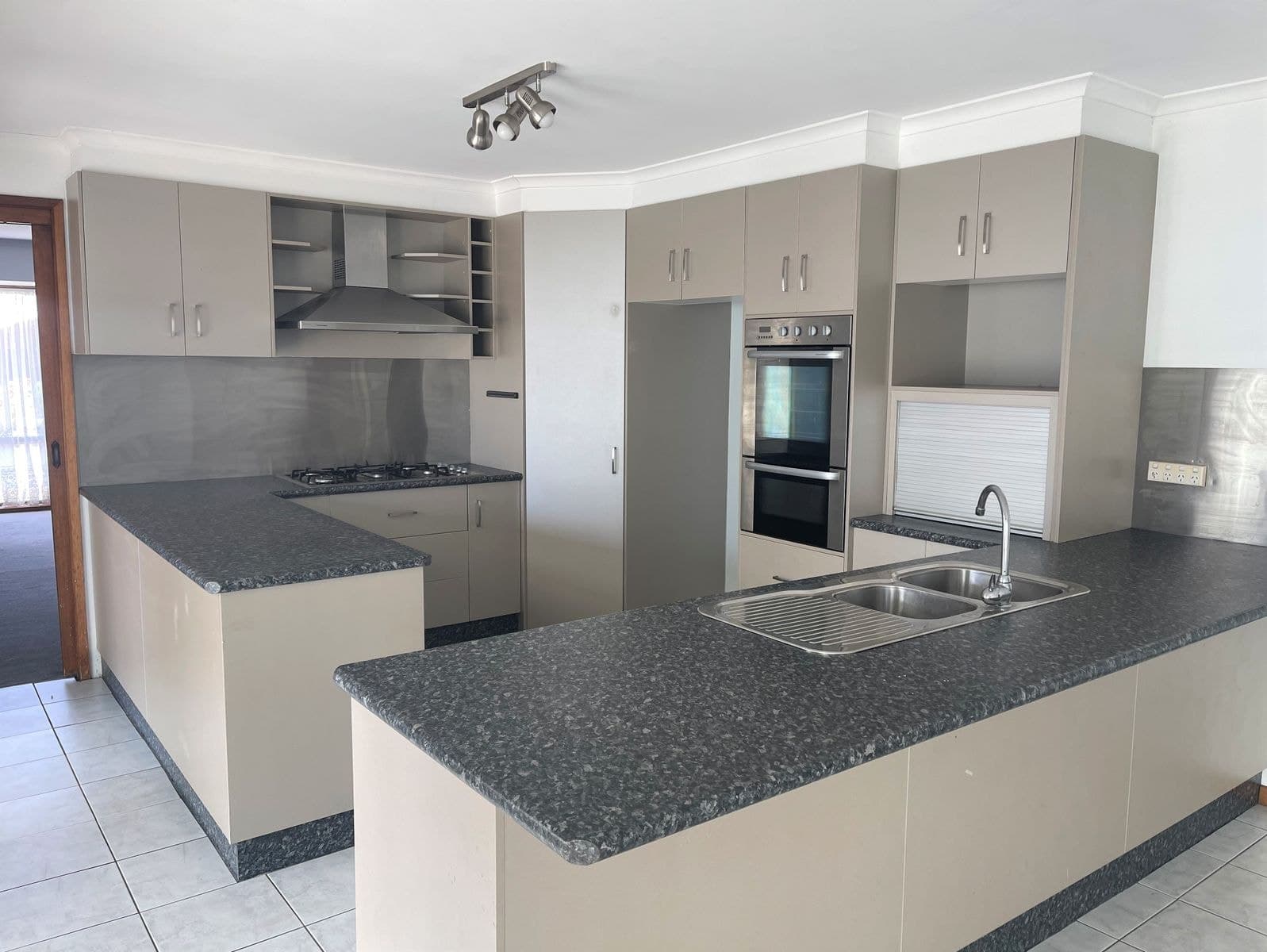2 Wingan Way, Morwell VIC 3840, Morwell - Thumbnail 2