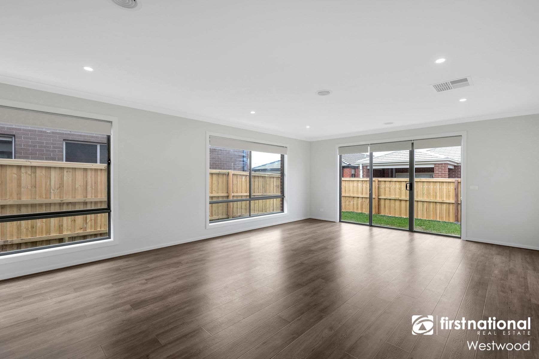68 Dawley Circuit, Werribee VIC 3030, Werribee - Thumbnail 3