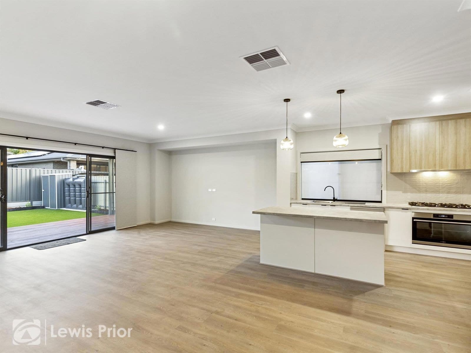 8 Parsons Street, Oaklands Park SA 5046, Oaklands Park - Thumbnail 2