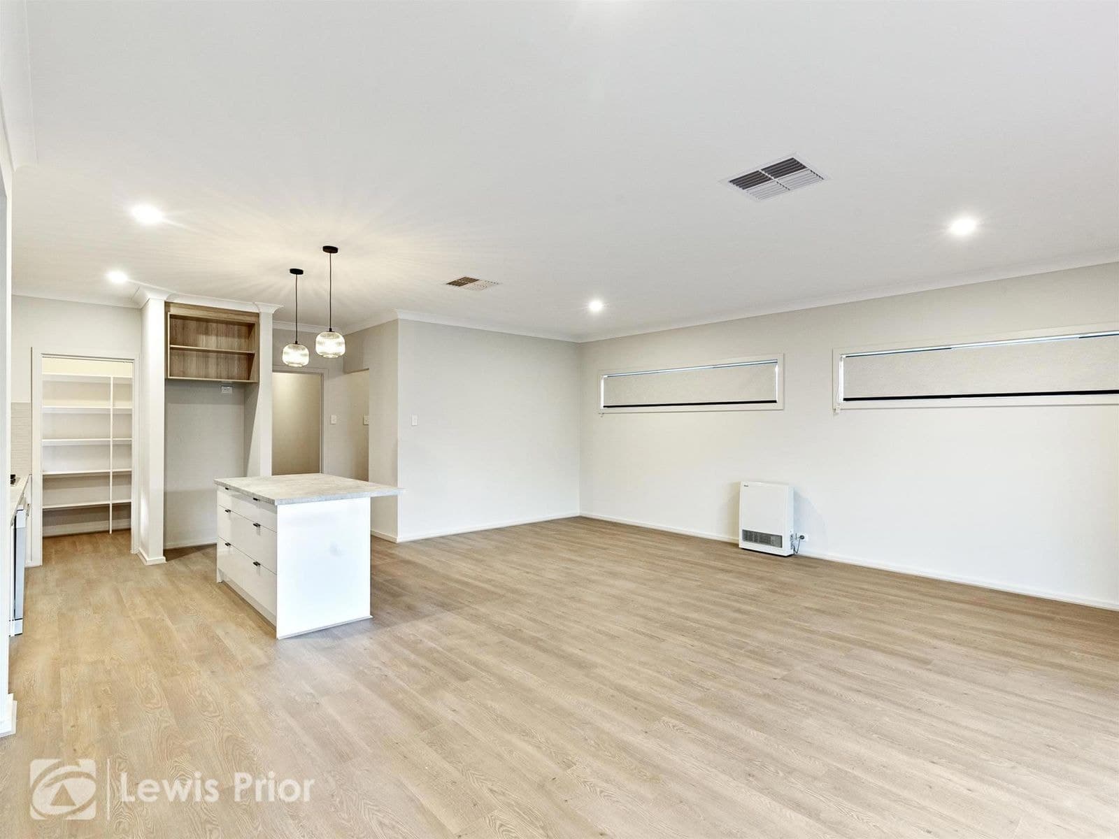 8 Parsons Street, Oaklands Park SA 5046, Oaklands Park - Thumbnail 3