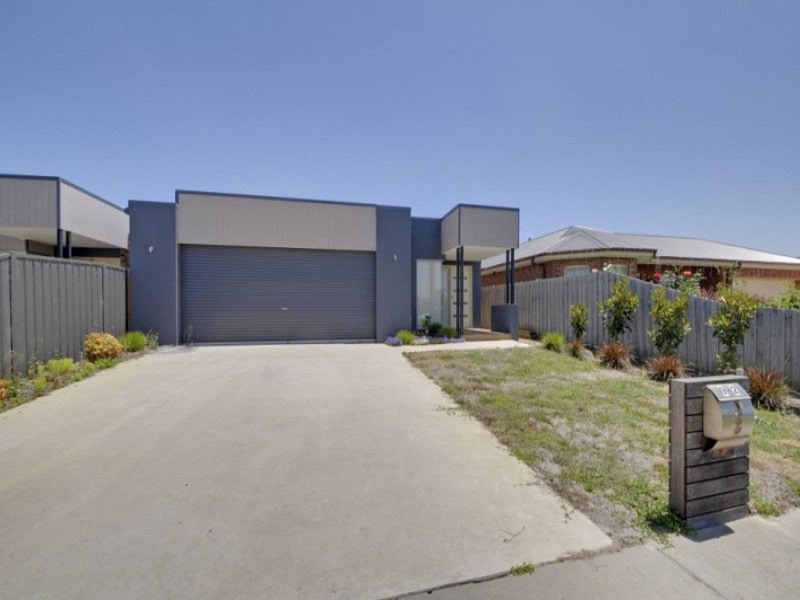9B Huntingfield Close, Traralgon VIC 3844, Traralgon - Image 1