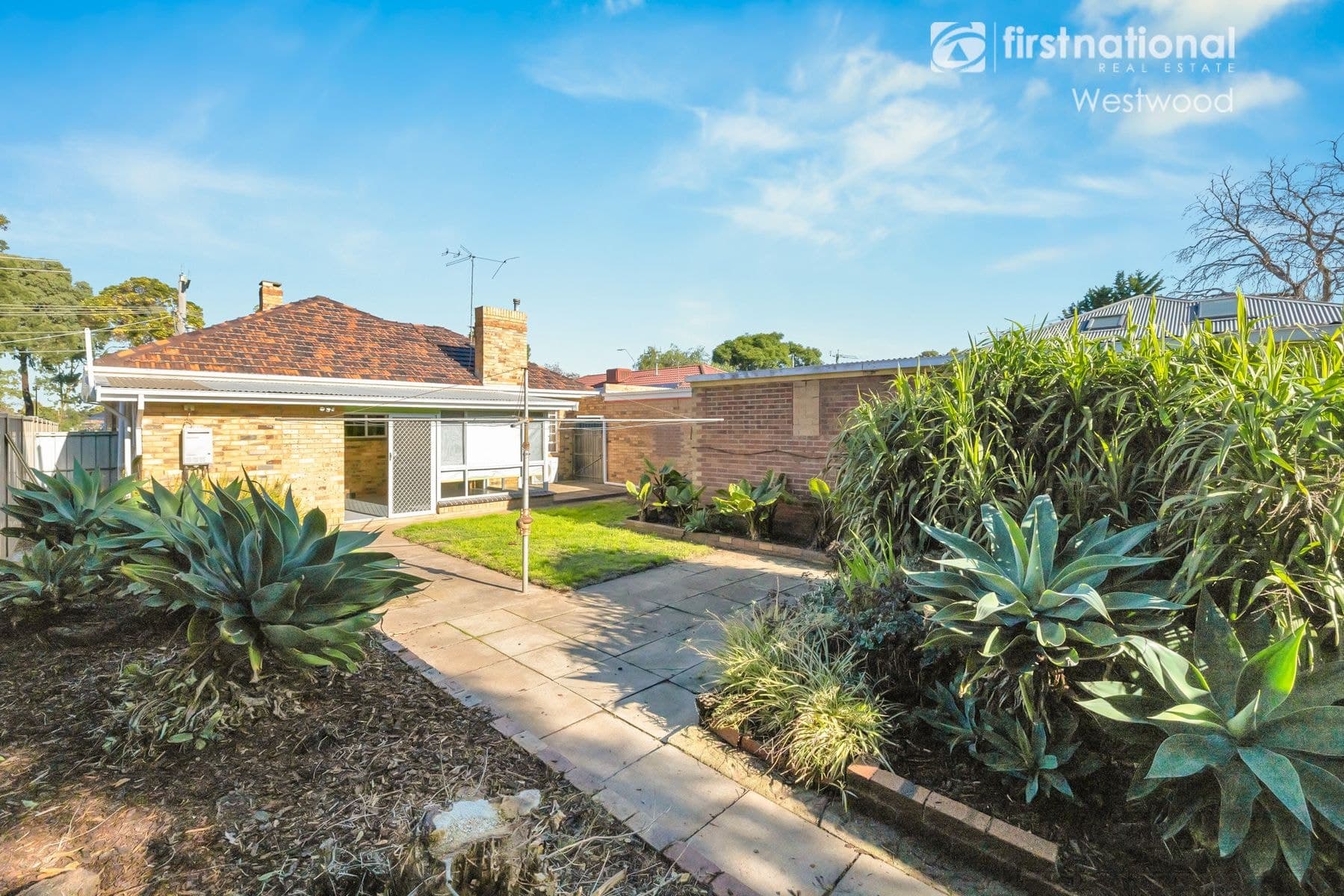18 Railway Avenue, Werribee VIC 3030, Werribee - Thumbnail 7
