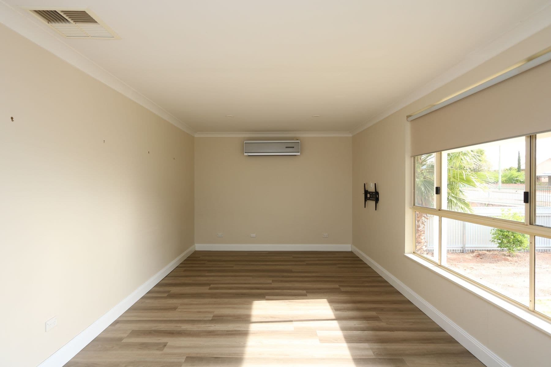 79 Hill Street, Broken Hill NSW 2880, Broken Hill - Thumbnail 2