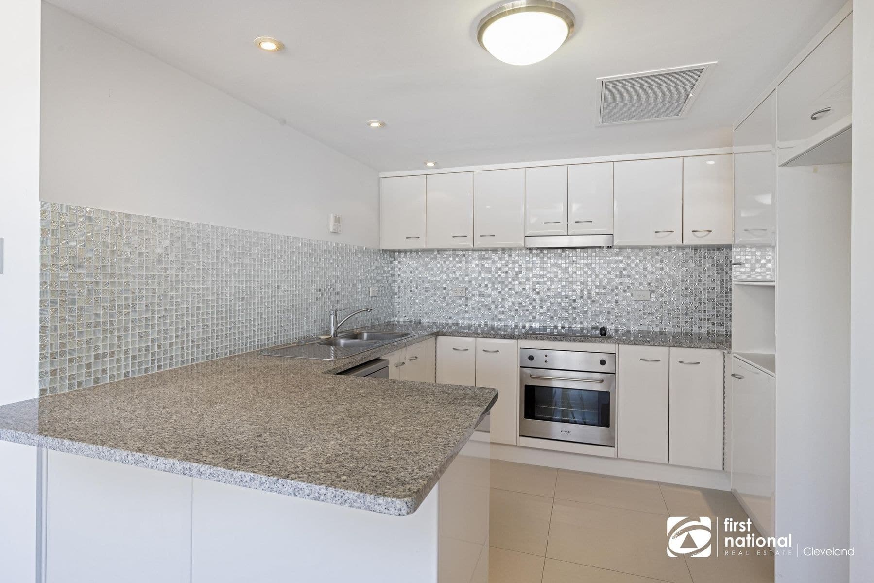 17/32 Middle Street, Cleveland QLD 4163, Cleveland - Thumbnail 6
