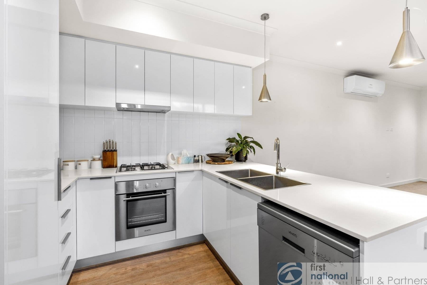 1/125 Springvale Road, Nunawading VIC 3131, Nunawading - Thumbnail 3
