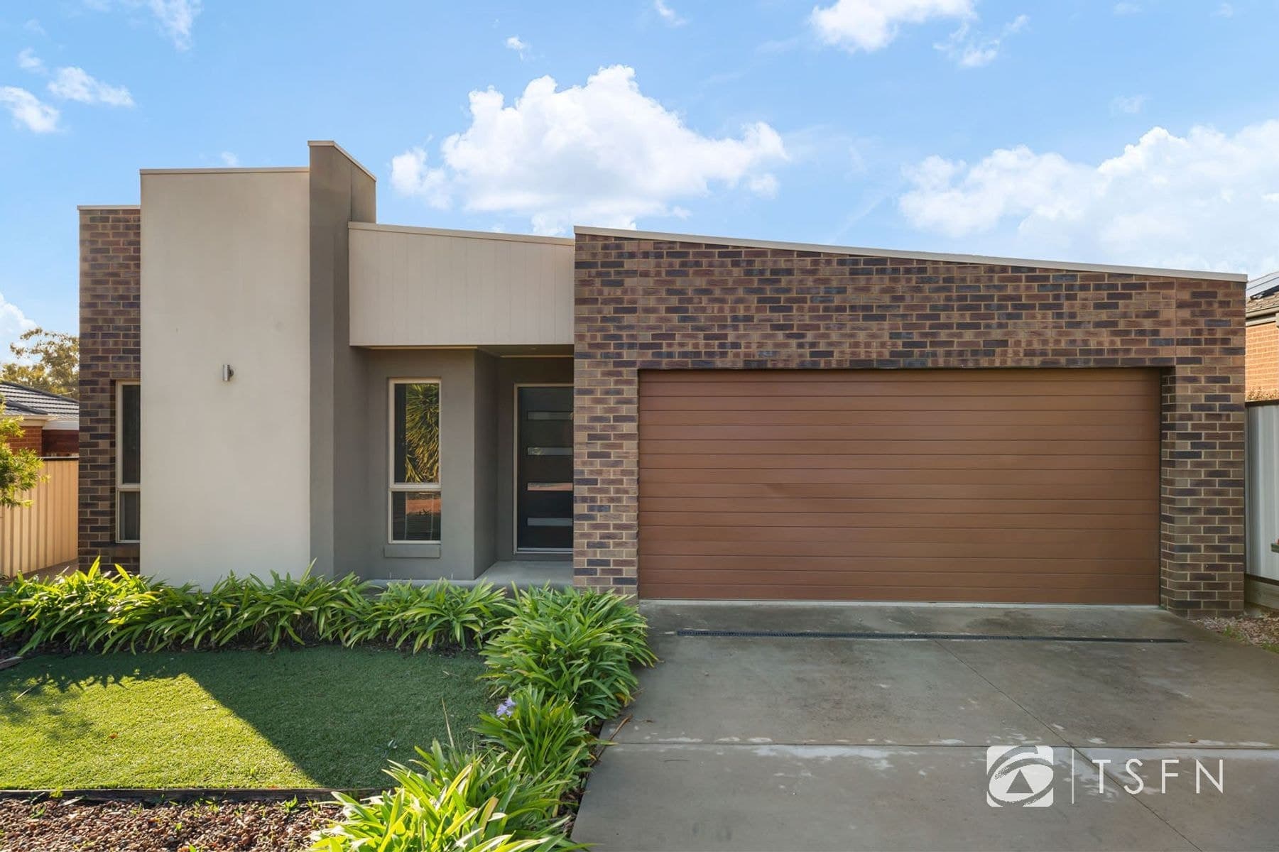 6 Garnet Court, Kangaroo Flat VIC 3555, Kangaroo Flat - Image 1