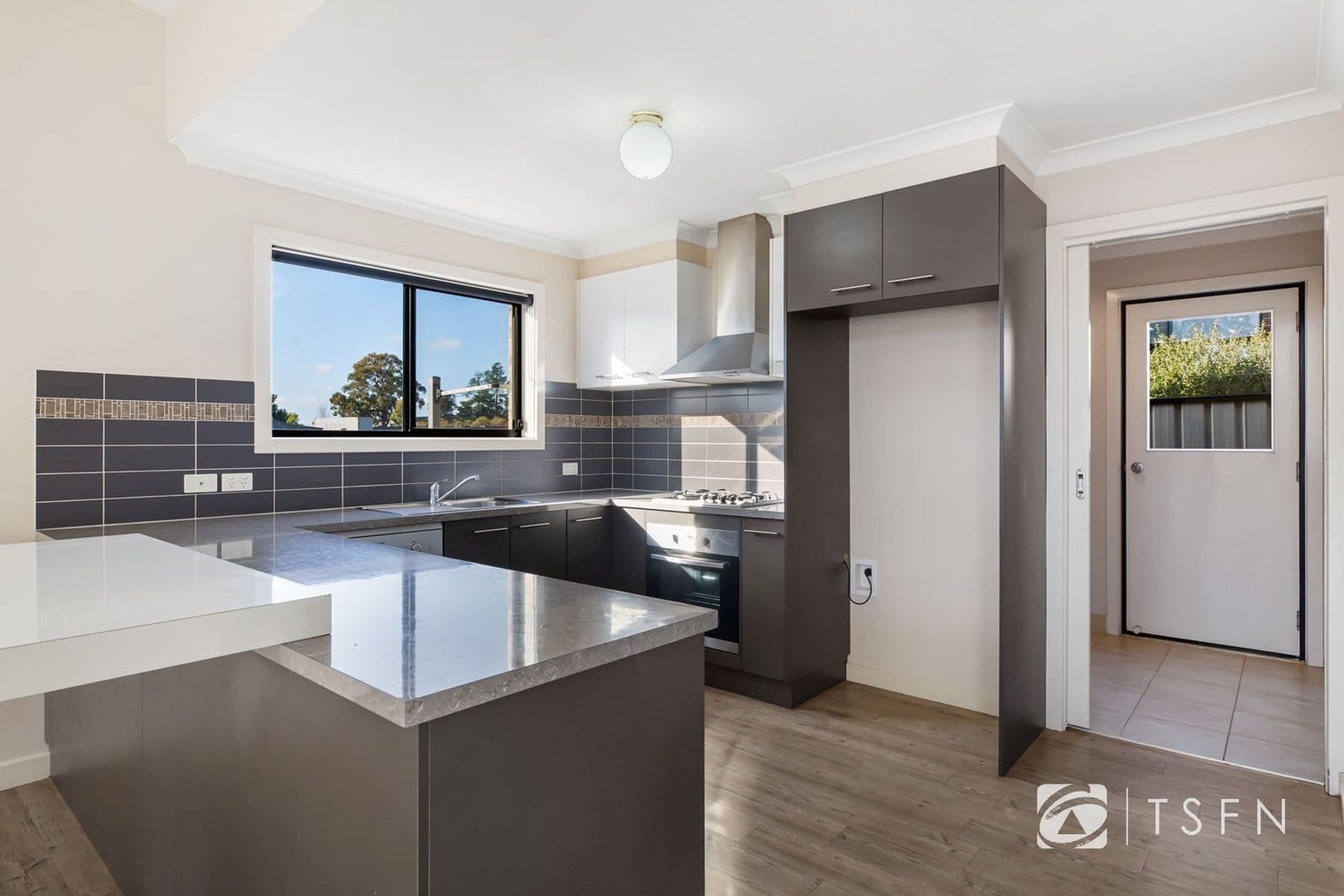6 Garnet Court, Kangaroo Flat VIC 3555, Kangaroo Flat - Thumbnail 3