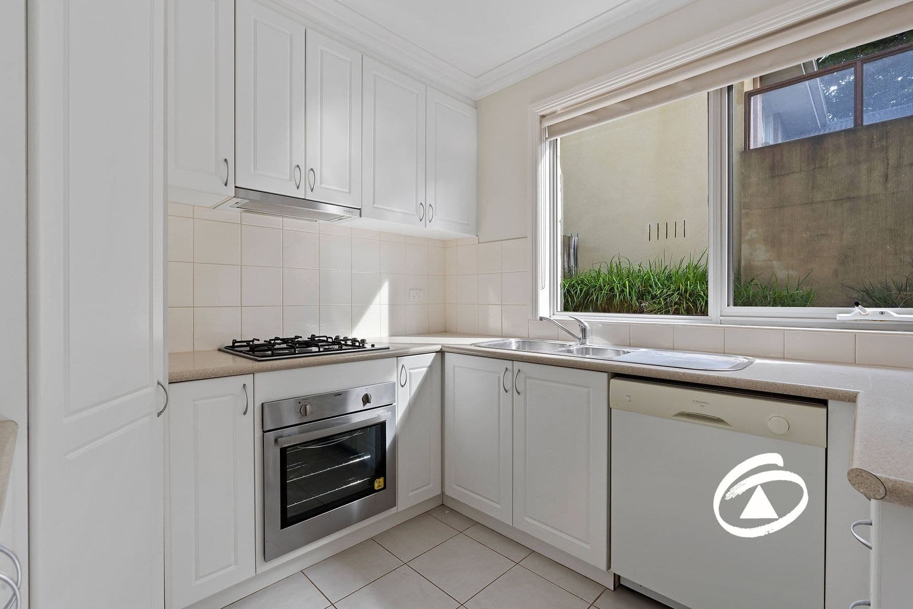 1/6 Elgin Street, Berwick VIC 3806, Berwick - Thumbnail 6