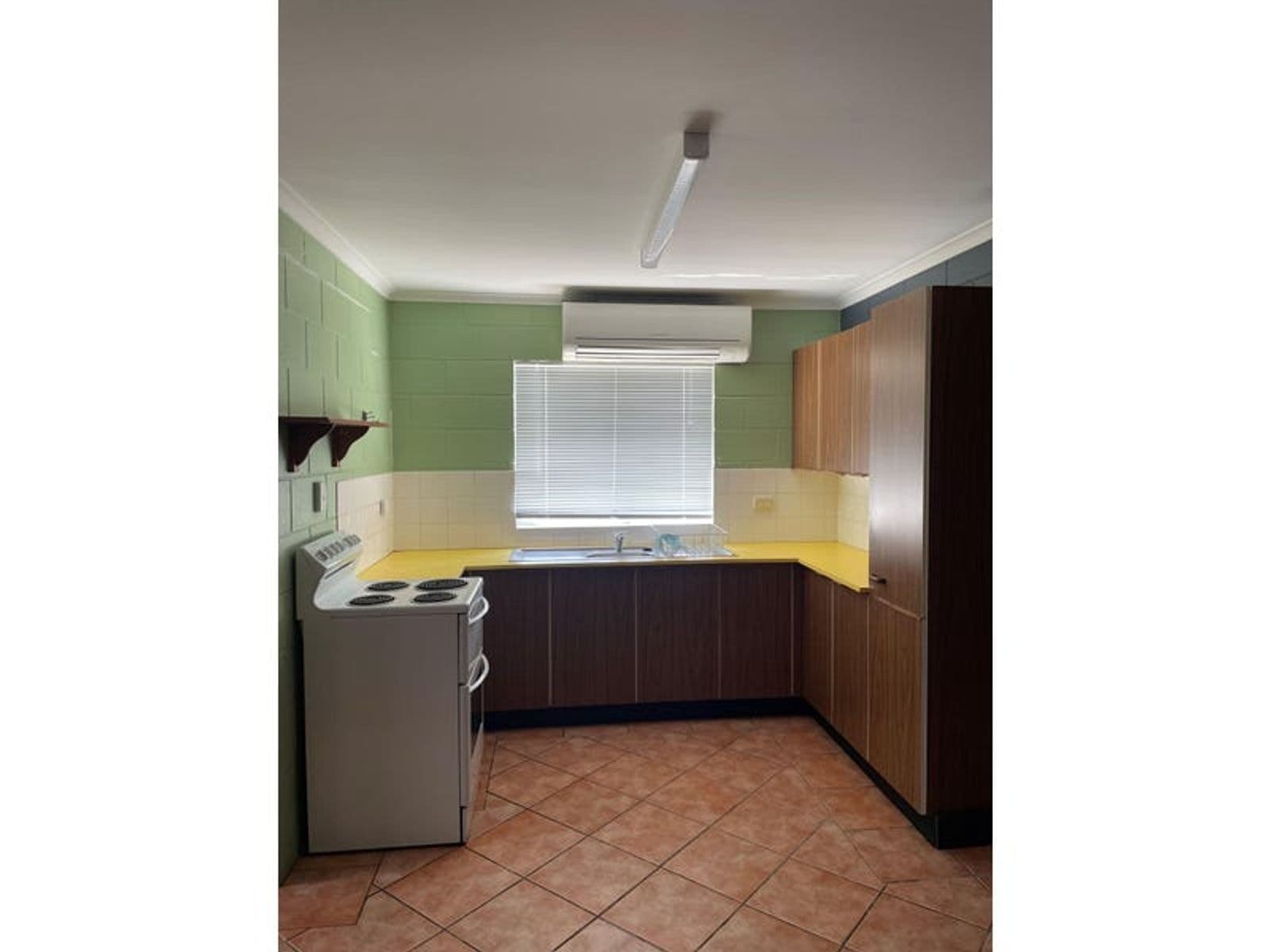 2/50 Malakoff Street, Biloela QLD 4715, Biloela - Thumbnail 2