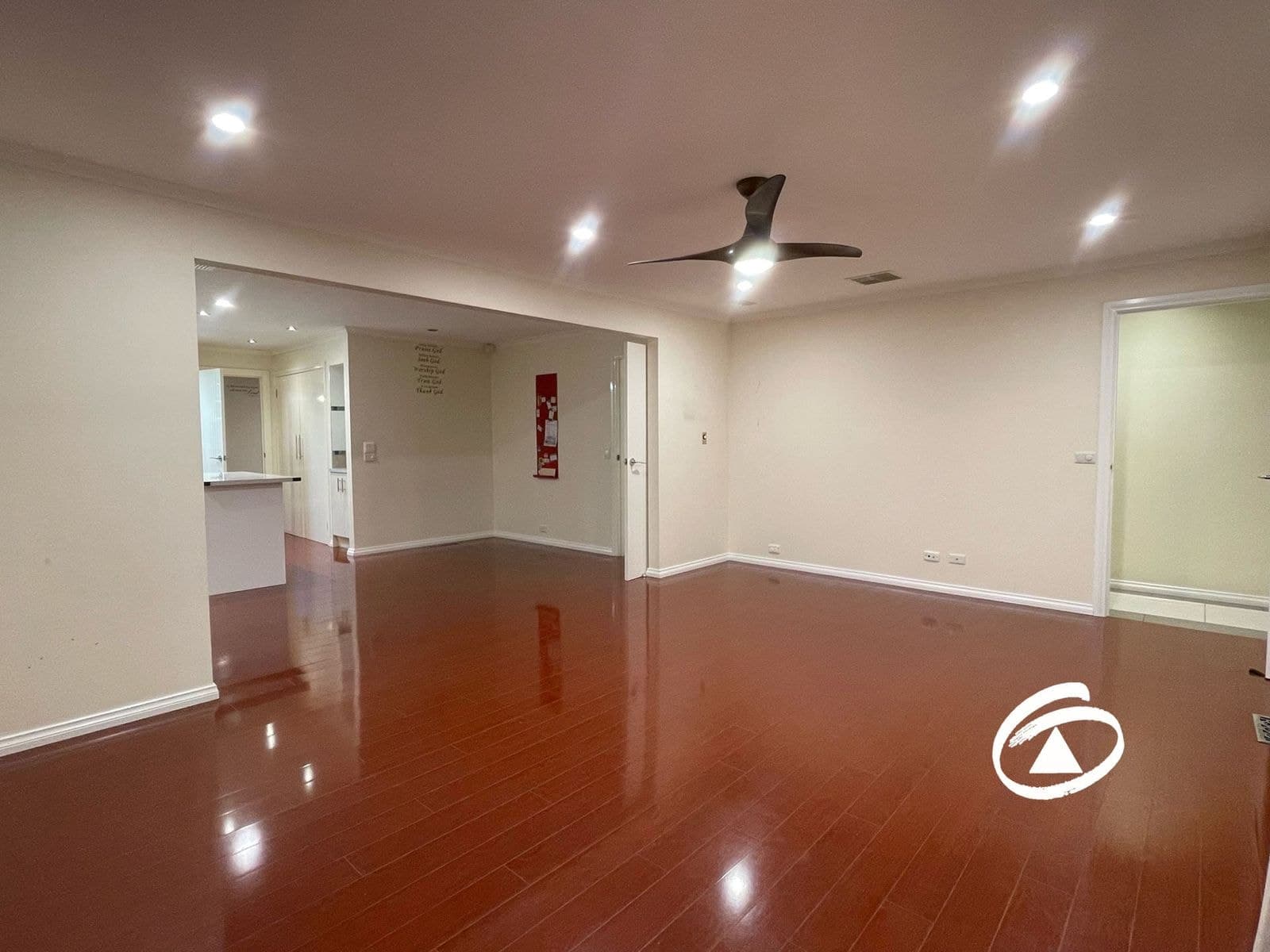 10 Hair Court, Beaconsfield VIC 3807, Beaconsfield - Thumbnail 3