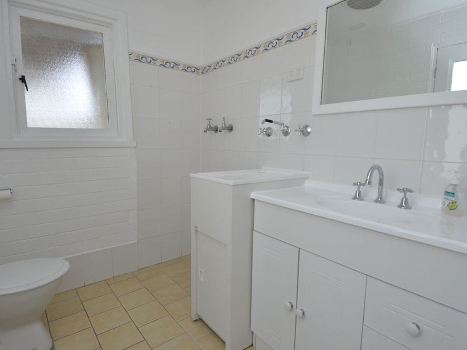 156 Keppel Street, Bathurst NSW 2795, Bathurst - Thumbnail 6