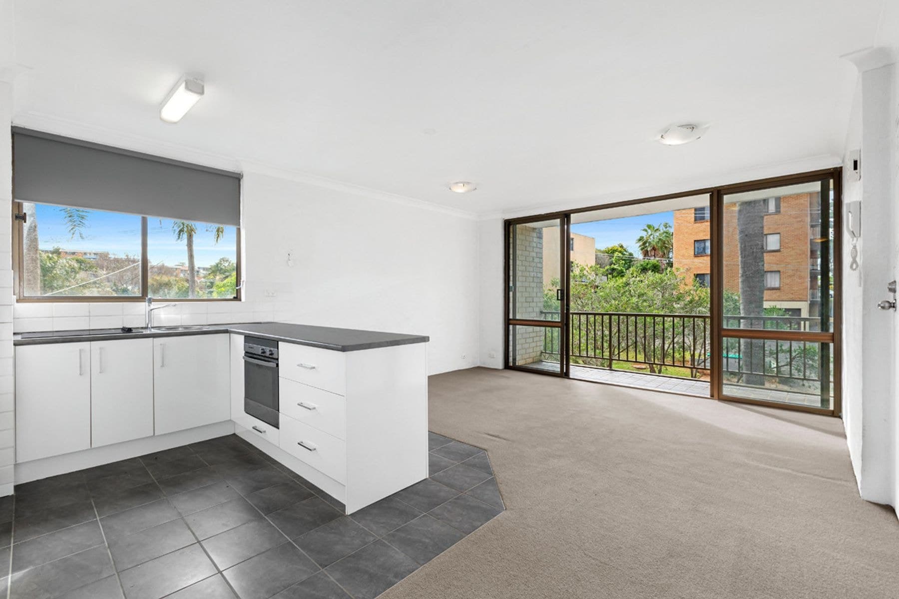 Unit 11/21-23 Surf Street, Port Macquarie NSW 2444, Port Macquarie - Thumbnail 5