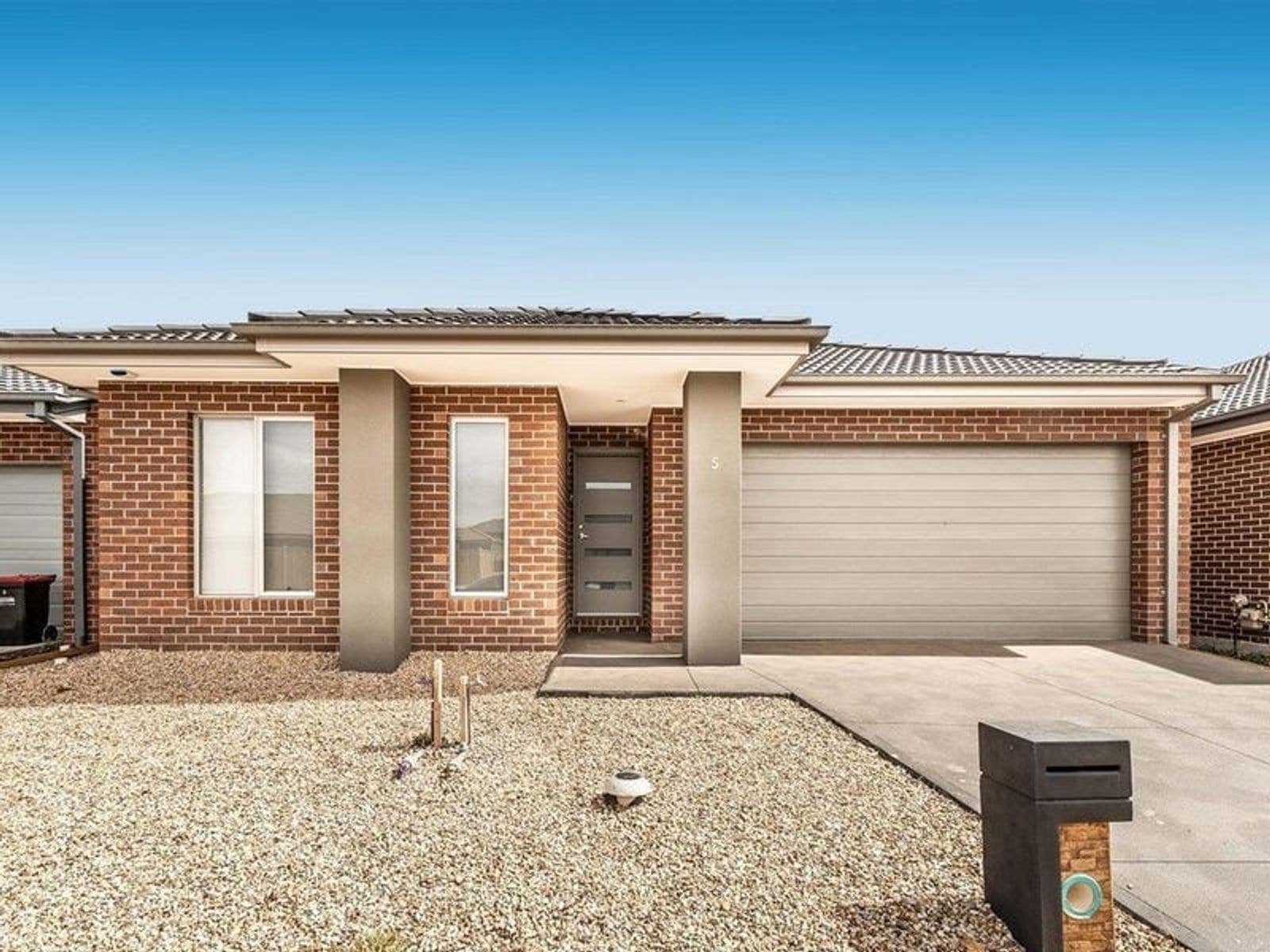 5 Bromley Circuit, Rockbank VIC 3335, Rockbank - Image 1