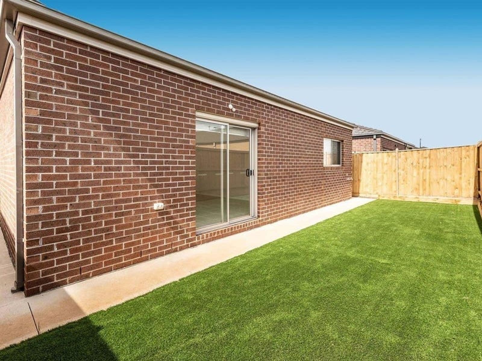5 Bromley Circuit, Rockbank VIC 3335, Rockbank - Thumbnail 7