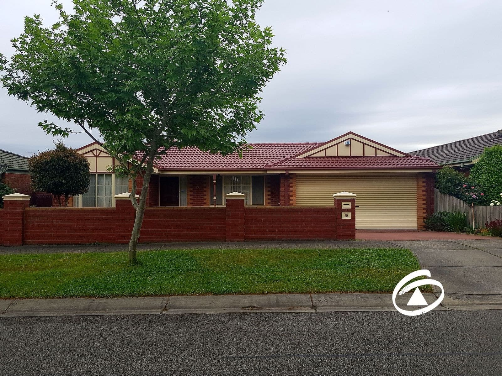 12 Deanswood Way, Narre Warren VIC 3805, Narre Warren - Thumbnail 2