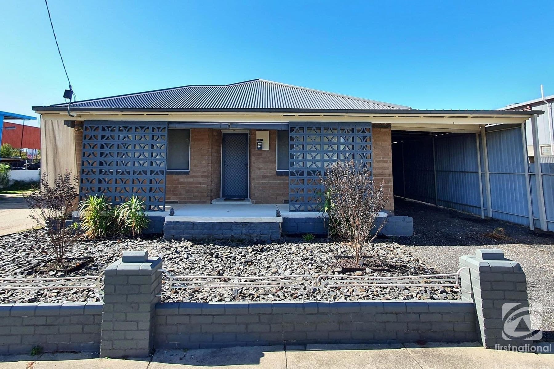 4 Mulqueeney Street, Wodonga VIC 3690, Wodonga - Image 1