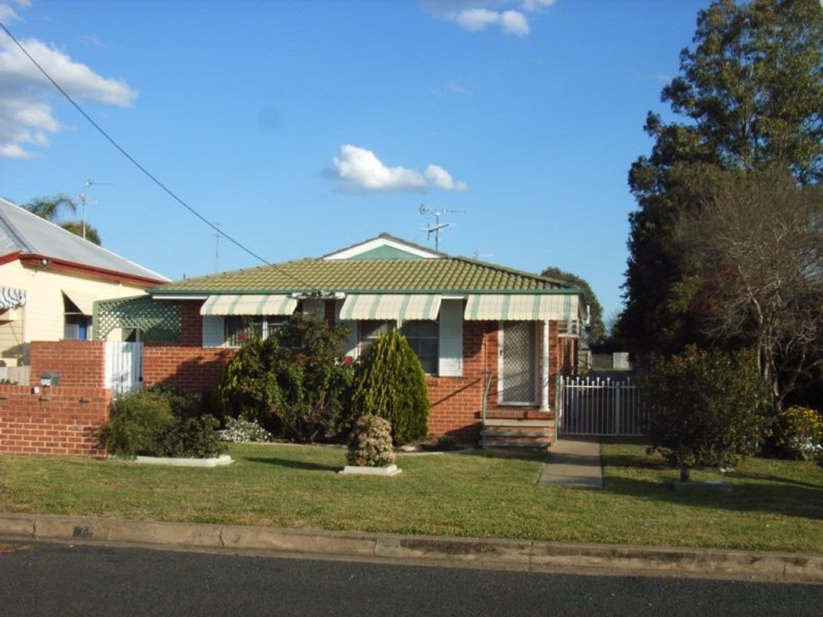 2/7 GIDLEY STREET, Tamworth NSW 2340, Tamworth - Image 1