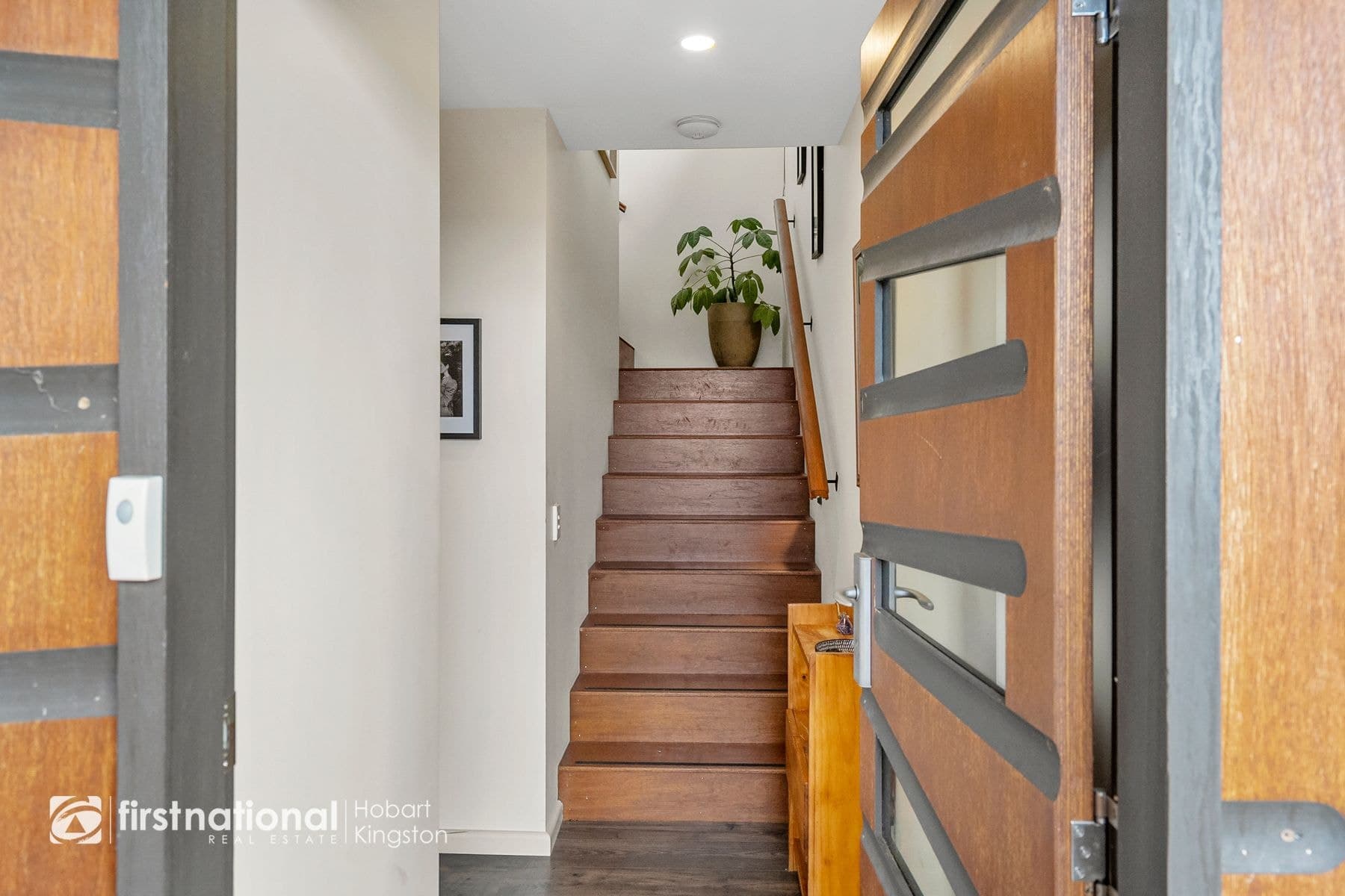 2/133 Roslyn Avenue, Blackmans Bay TAS 7052, Blackmans Bay - Thumbnail 3