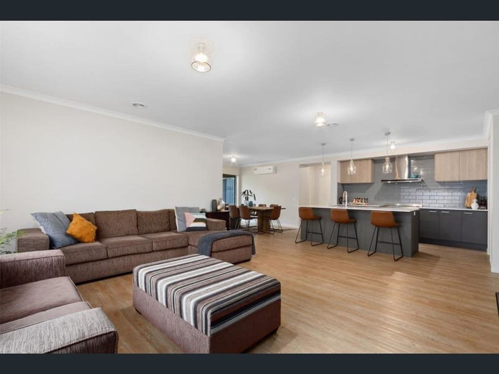 17 Wilkerson Way, Traralgon East VIC 3844, Traralgon East - Thumbnail 2