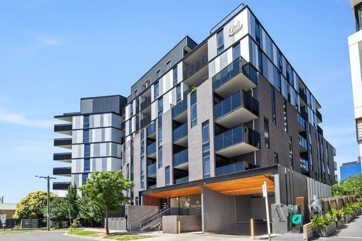 309/19-21 Poplar Street, BOX HILL, Box Hill - Image 1