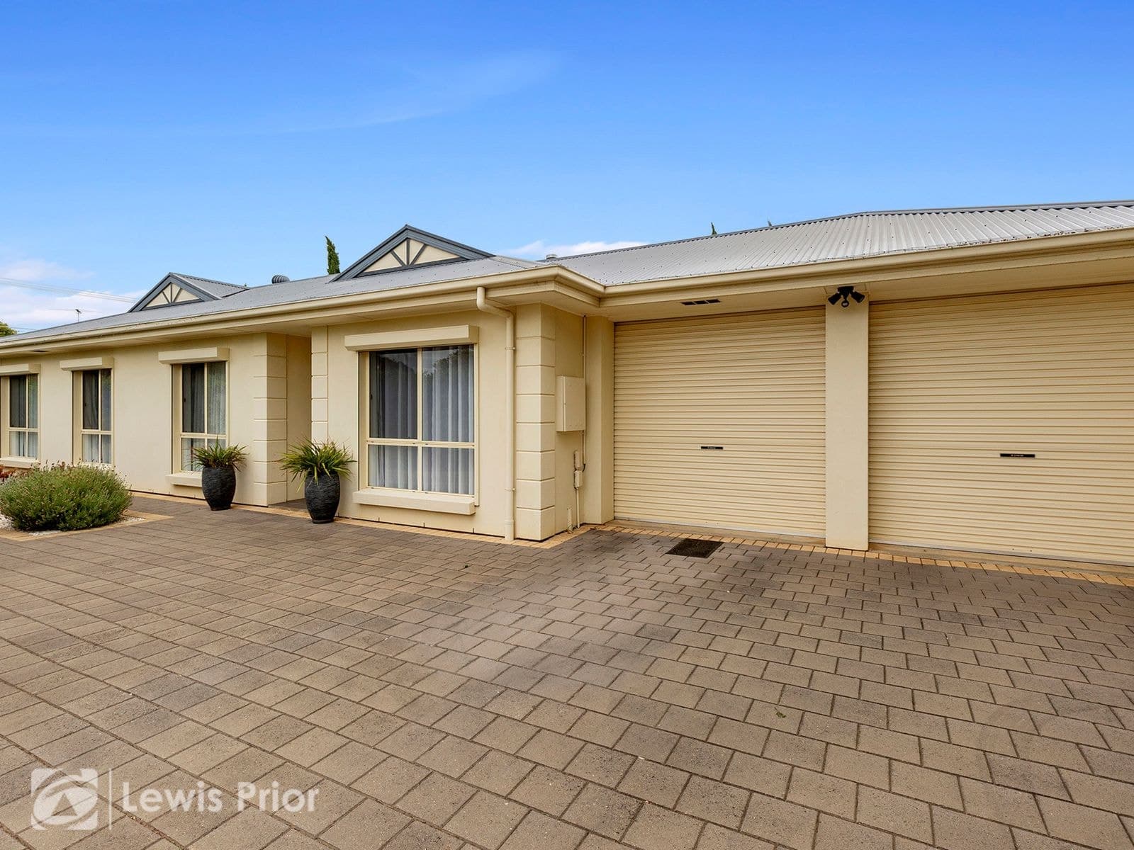 8 Albany Crescent, Oaklands Park SA 5046, Oaklands Park - Image 1