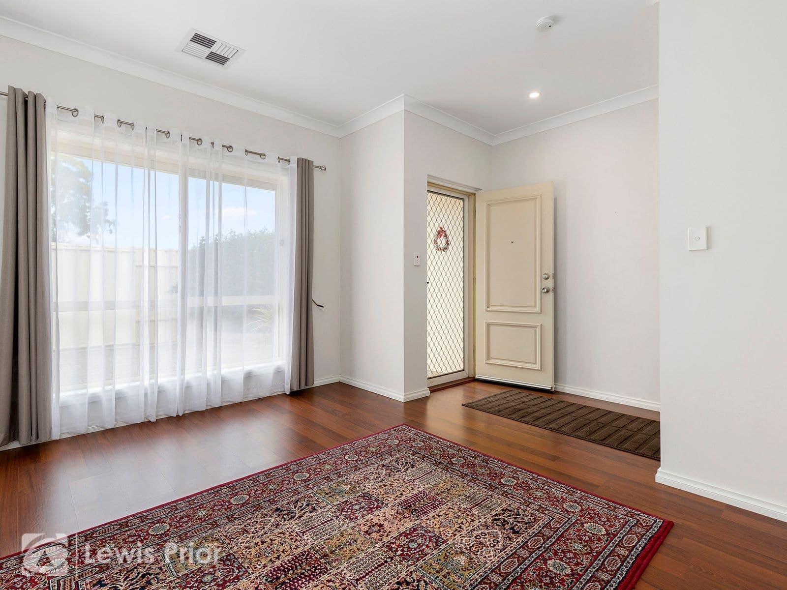8 Albany Crescent, Oaklands Park SA 5046, Oaklands Park - Thumbnail 2