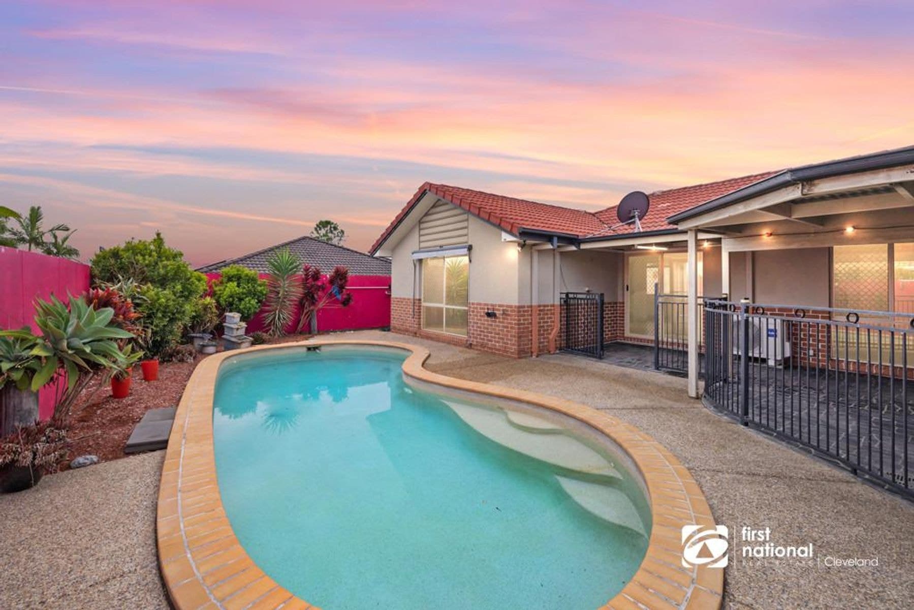 11 Crestlea Sreet, Victoria Point QLD 4165, Victoria Point - Image 1