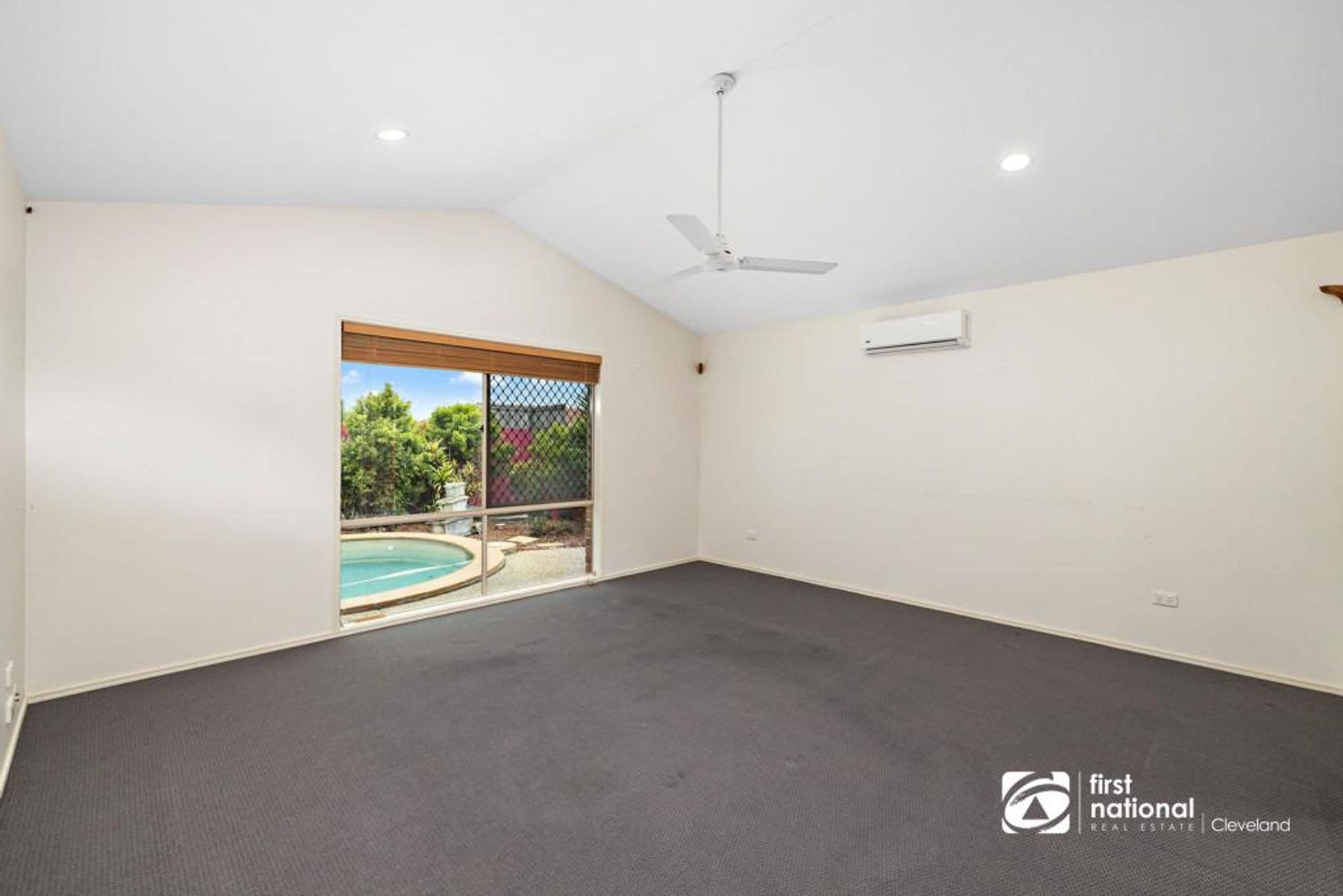 11 Crestlea Sreet, Victoria Point QLD 4165, Victoria Point - Thumbnail 6