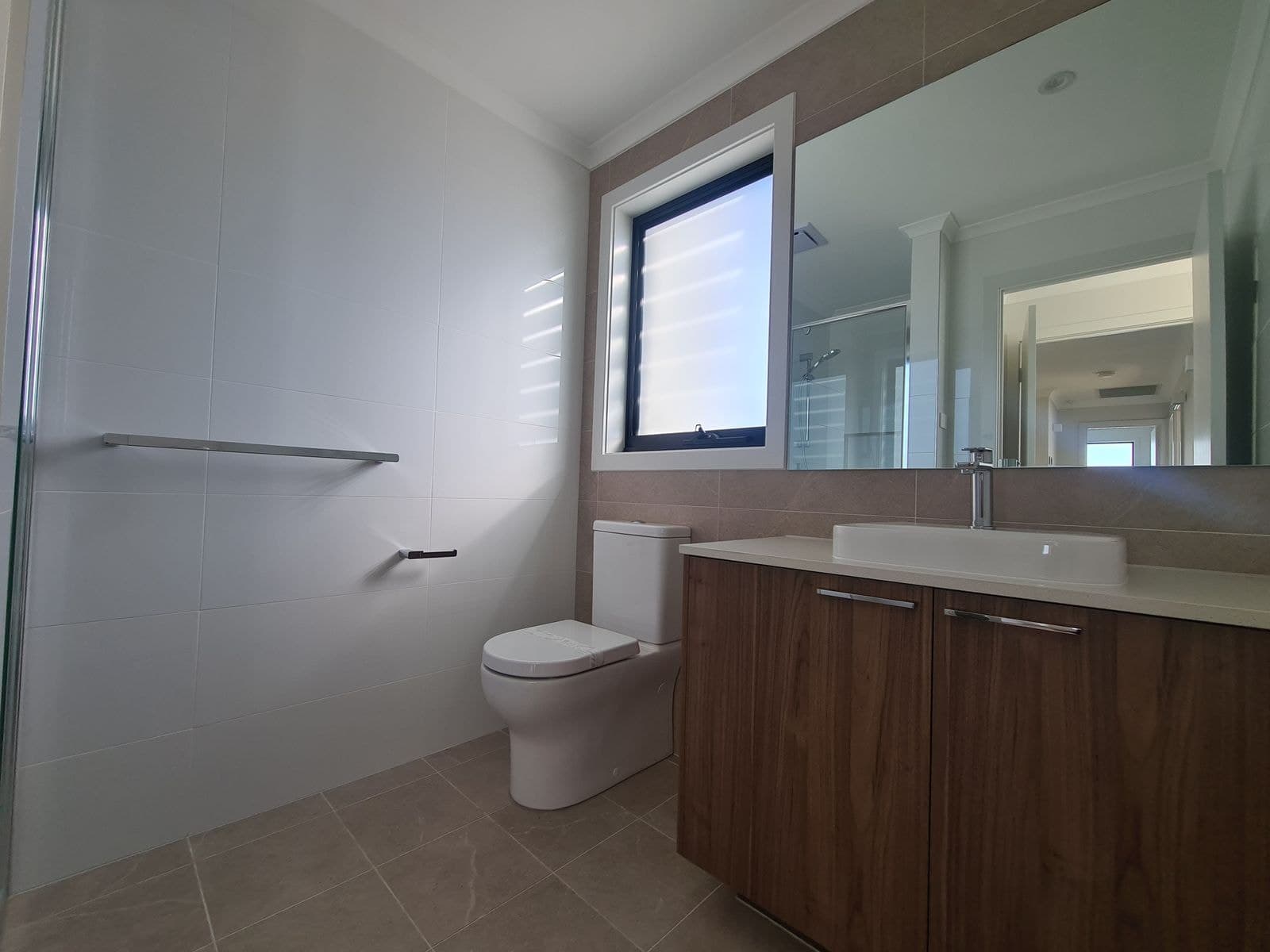 30 Spinnaker Drive, Moorebank NSW 2170, Moorebank - Thumbnail 4