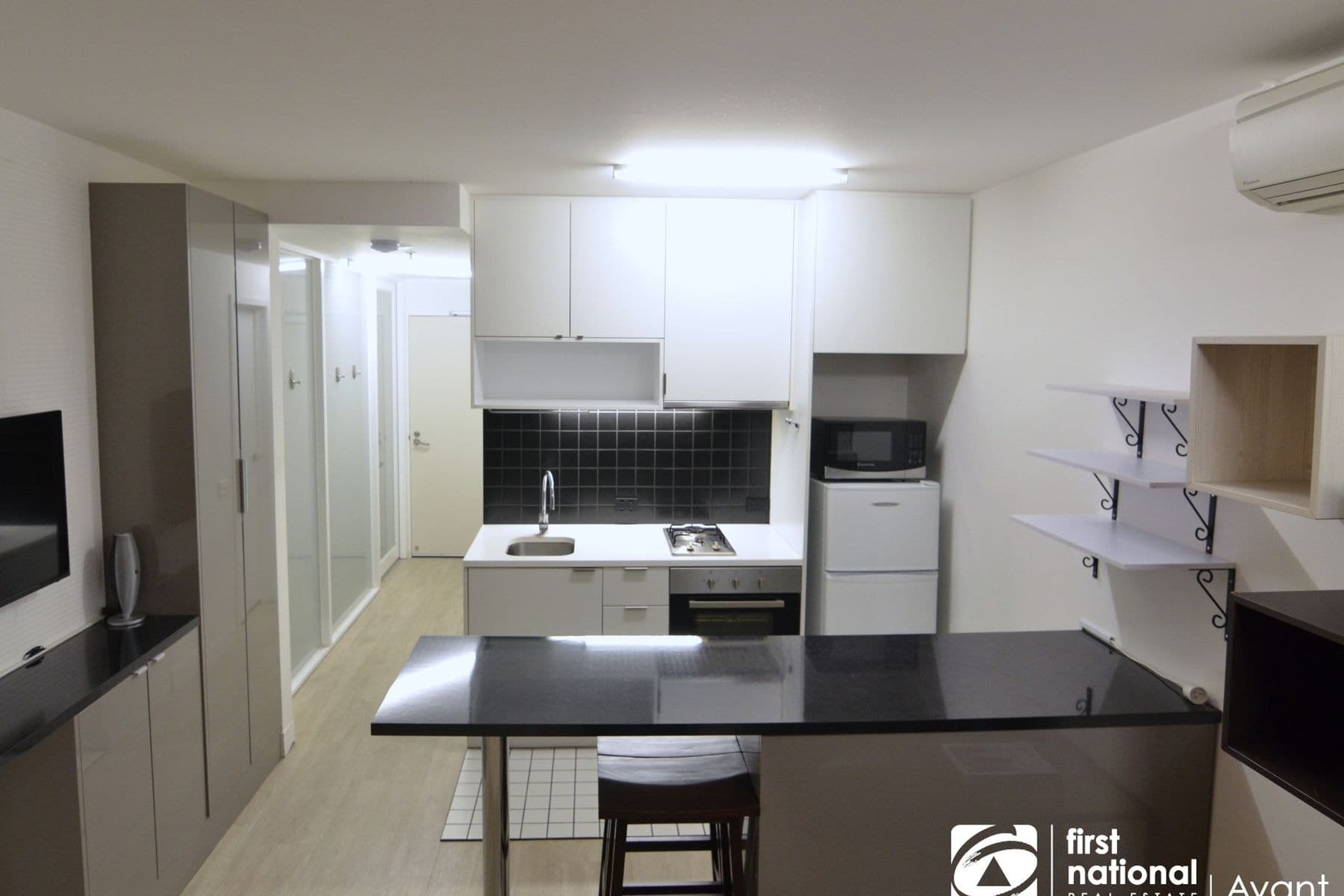 2710/31 A'beckett Street, Melbourne VIC 3000, Melbourne - Thumbnail 2