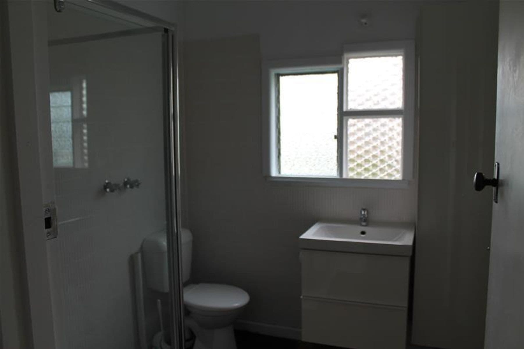 18 Poulter Avenue, Rhyll VIC 3923, Rhyll - Thumbnail 3