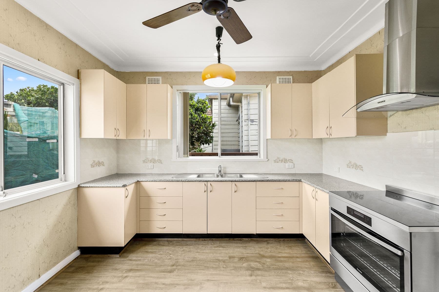 39 Murranar Road, Towradgi NSW 2518, Towradgi - Thumbnail 2