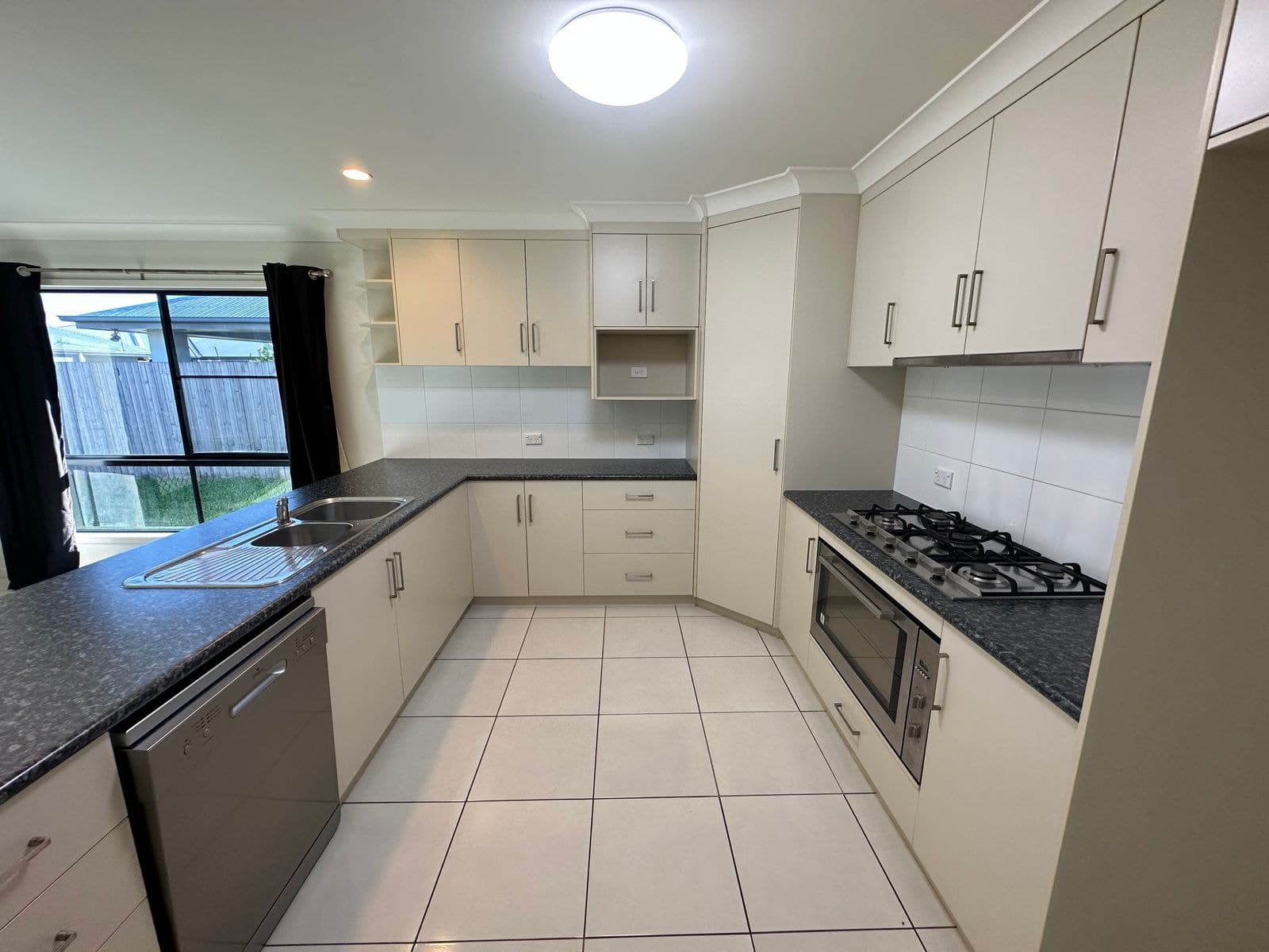 40 Dickens Avenue, Ooralea QLD 4740, Ooralea - Thumbnail 8