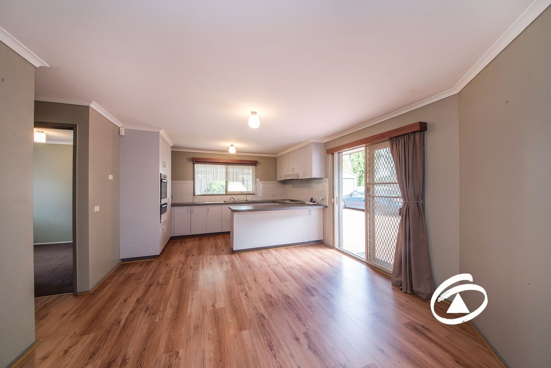 9 Pommel Street, Pakenham VIC 3810, Pakenham - Thumbnail 5