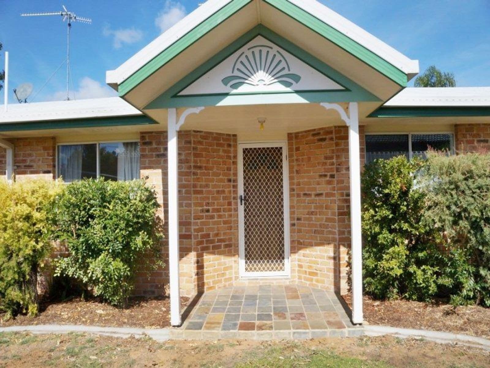 2/72 Wambo Street, Chinchilla QLD 4413, Chinchilla - Image 1