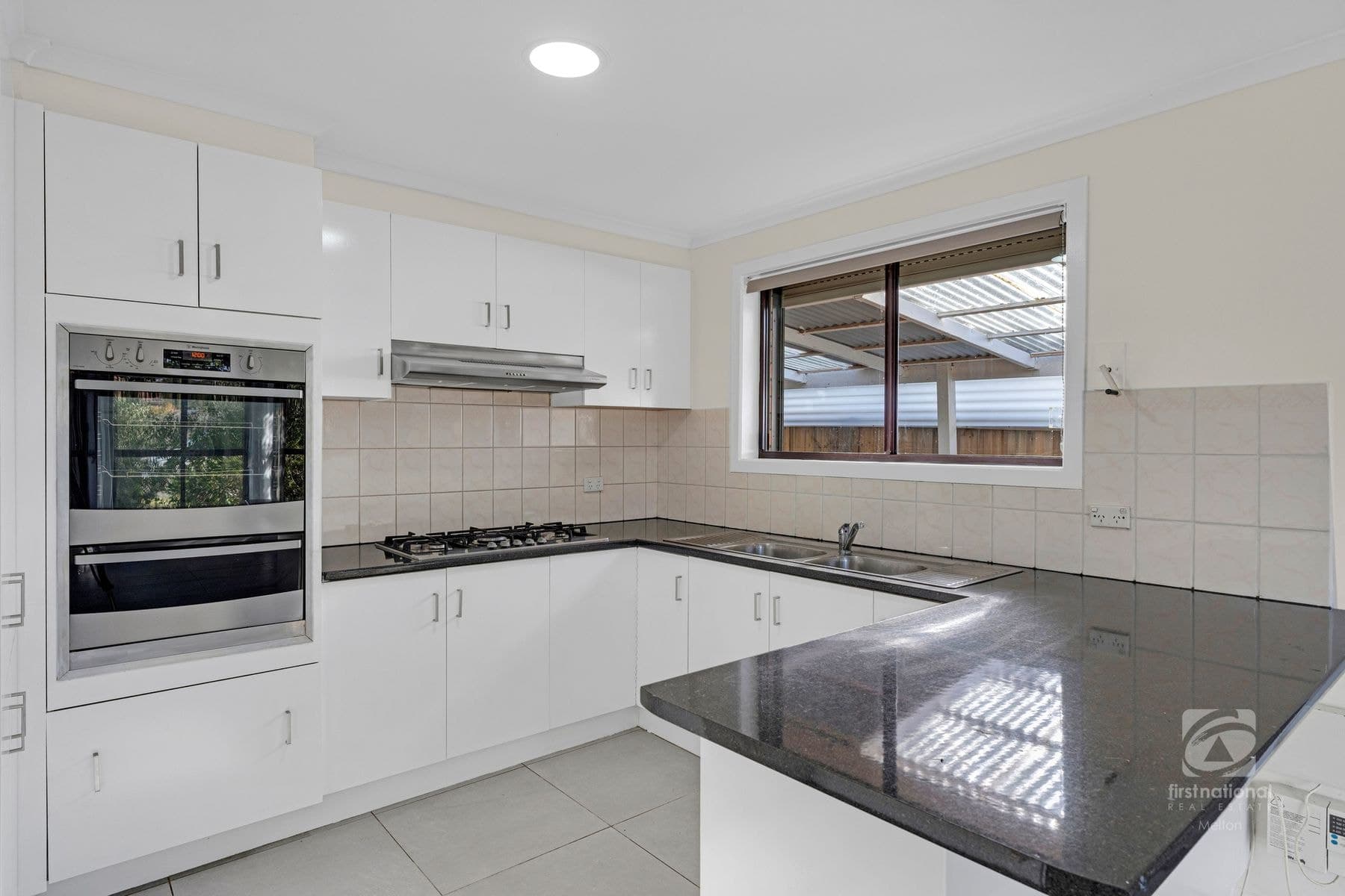 18 Oakfield Court, Melton South VIC 3338, Melton South - Thumbnail 3