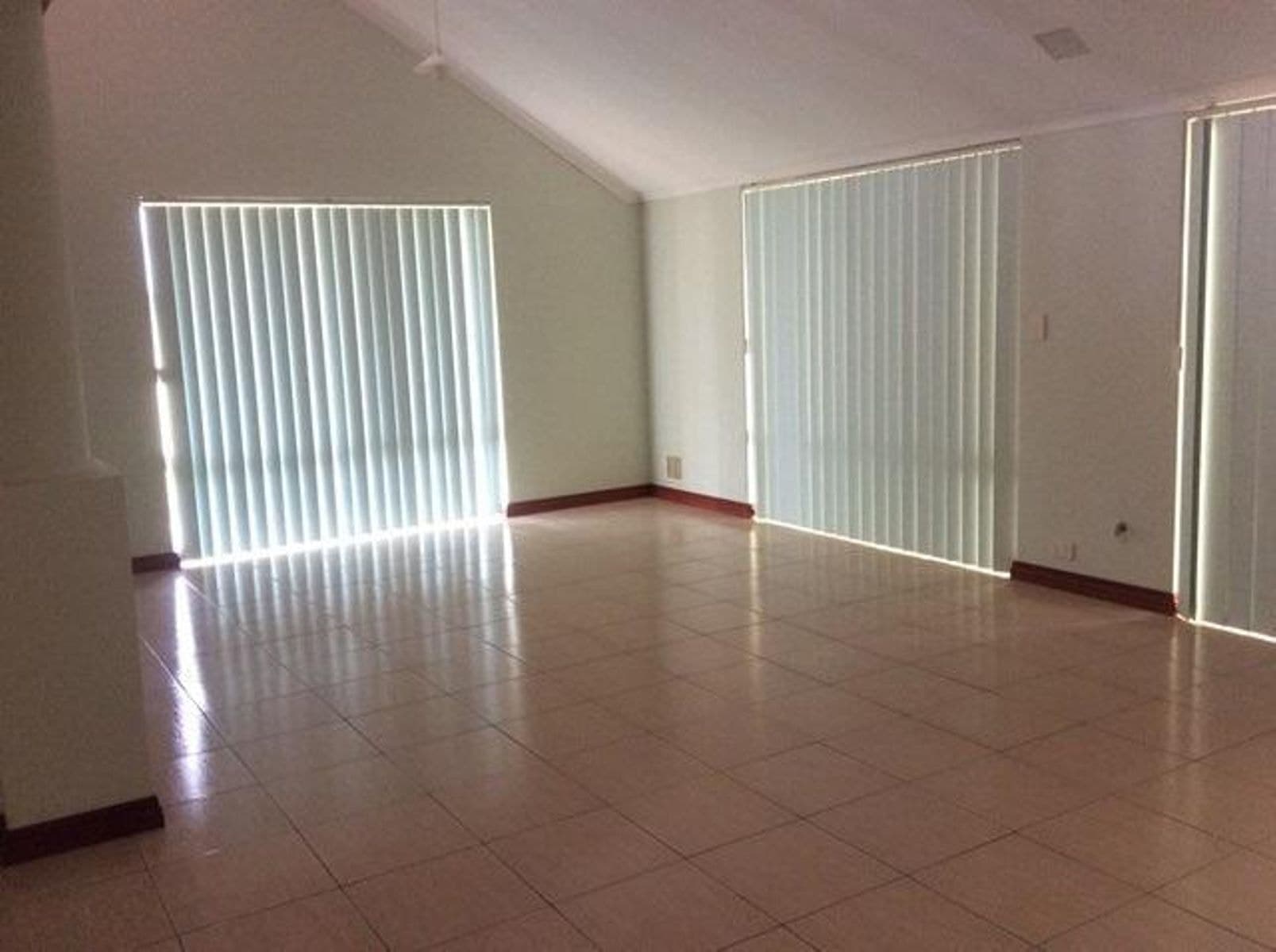 30 Dolphin Way, Yangebup WA 6164, Yangebup - Thumbnail 8