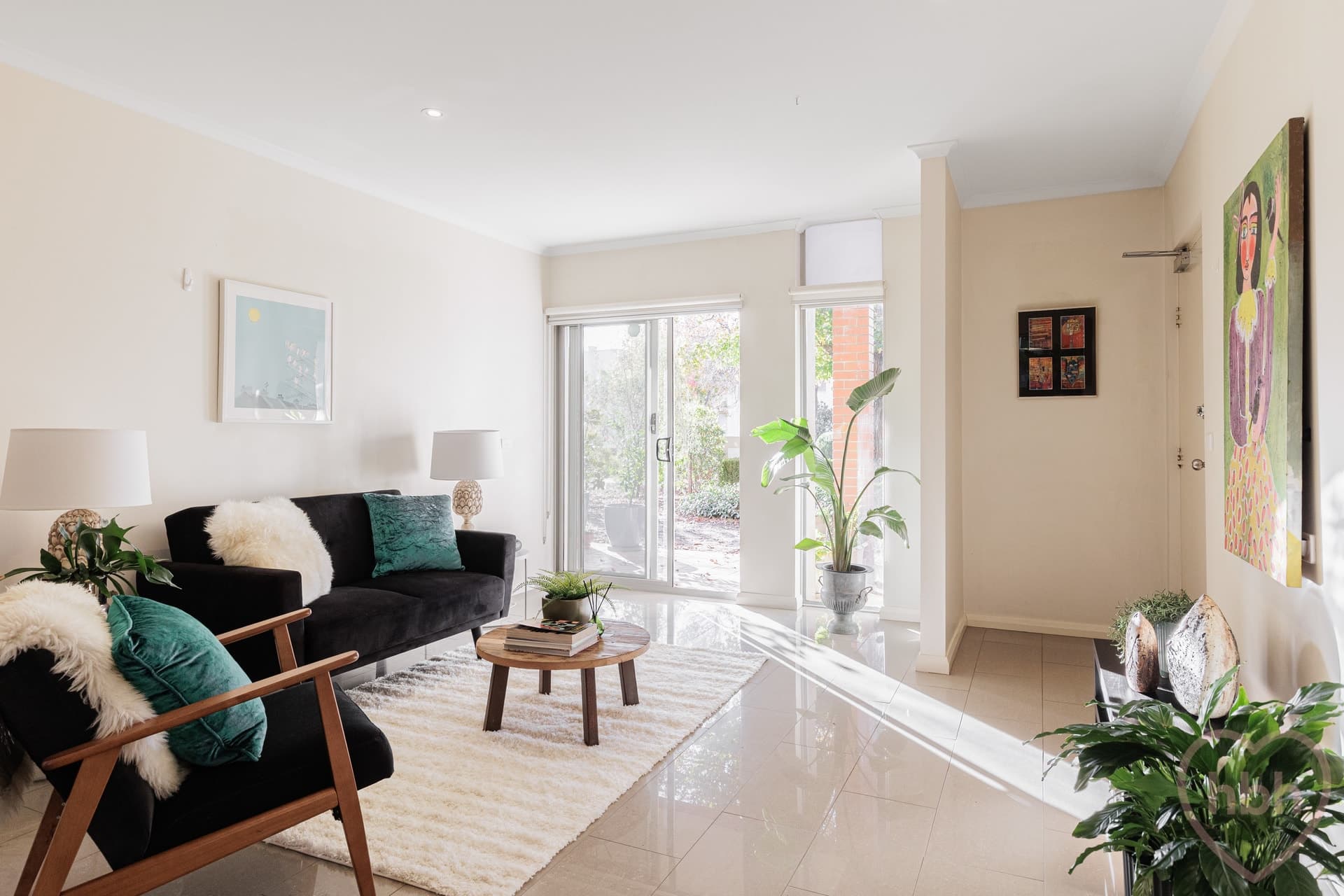 8/10 Coolac Place, Braddon - Image 1