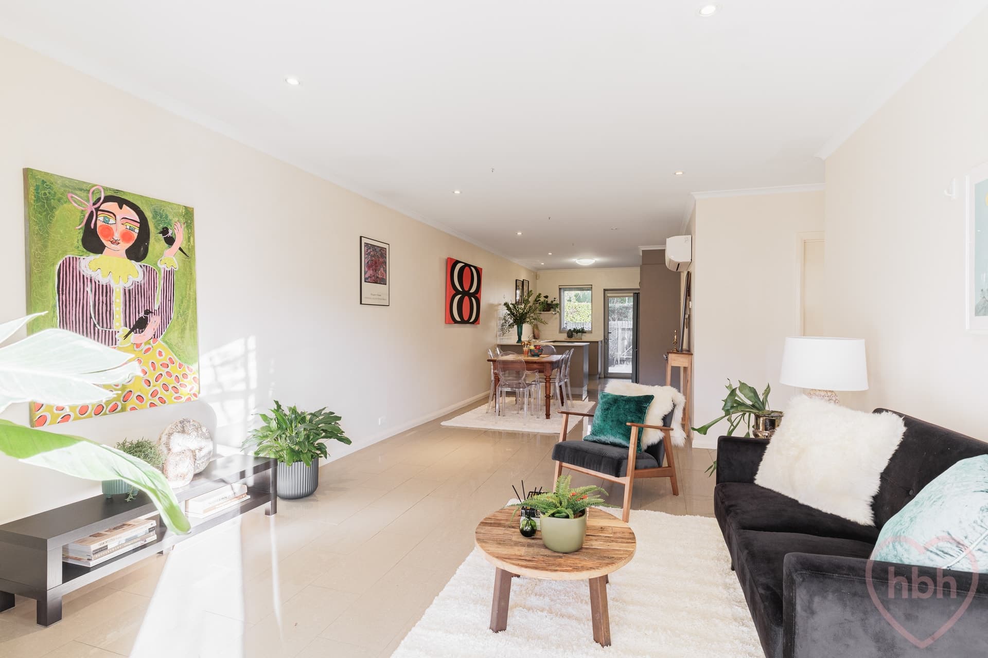 8/10 Coolac Place, Braddon - Thumbnail 2