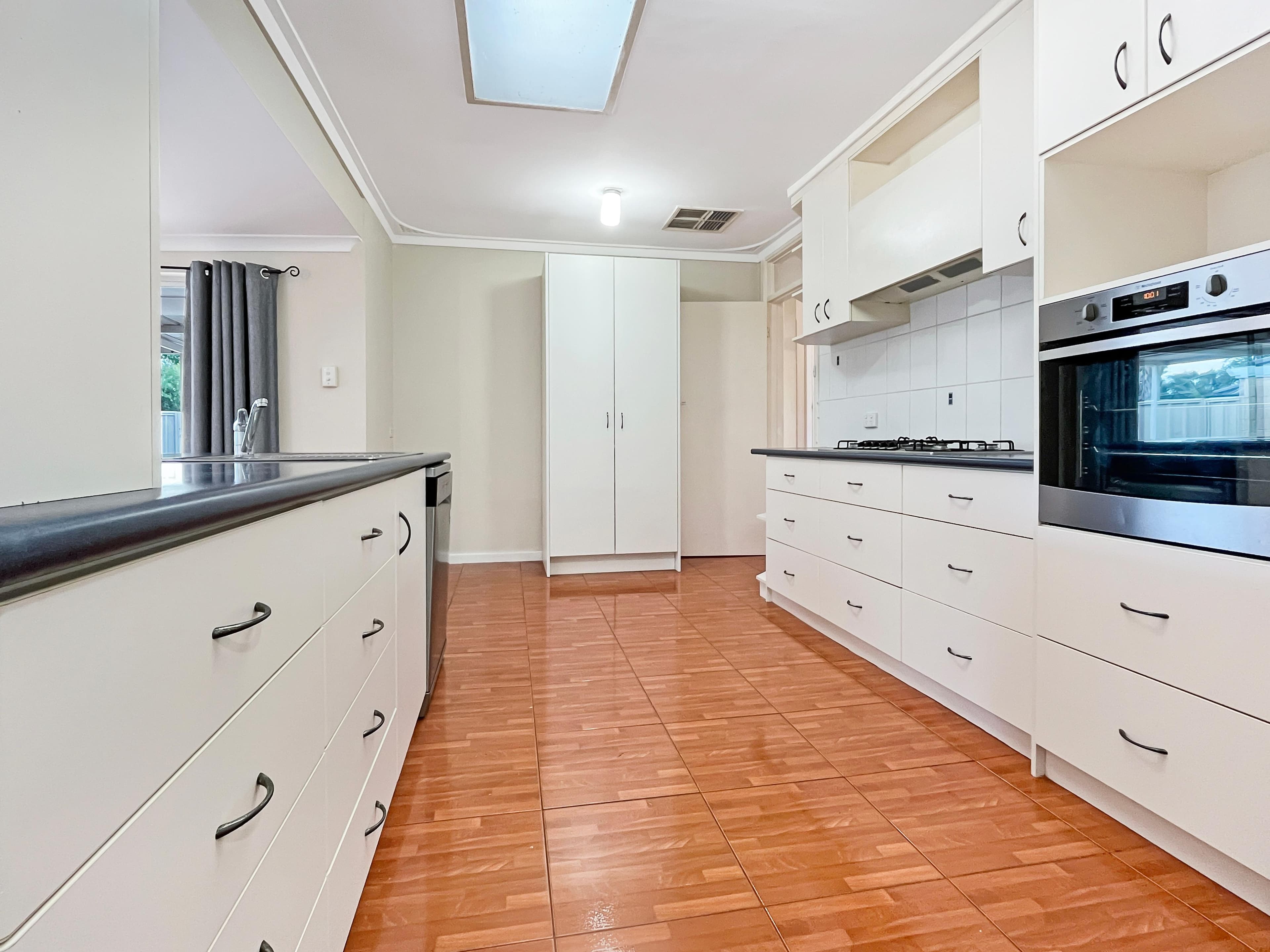 13A Bunney Rd, KELMSCOTT WA 6111, Kelmscott - Thumbnail 5