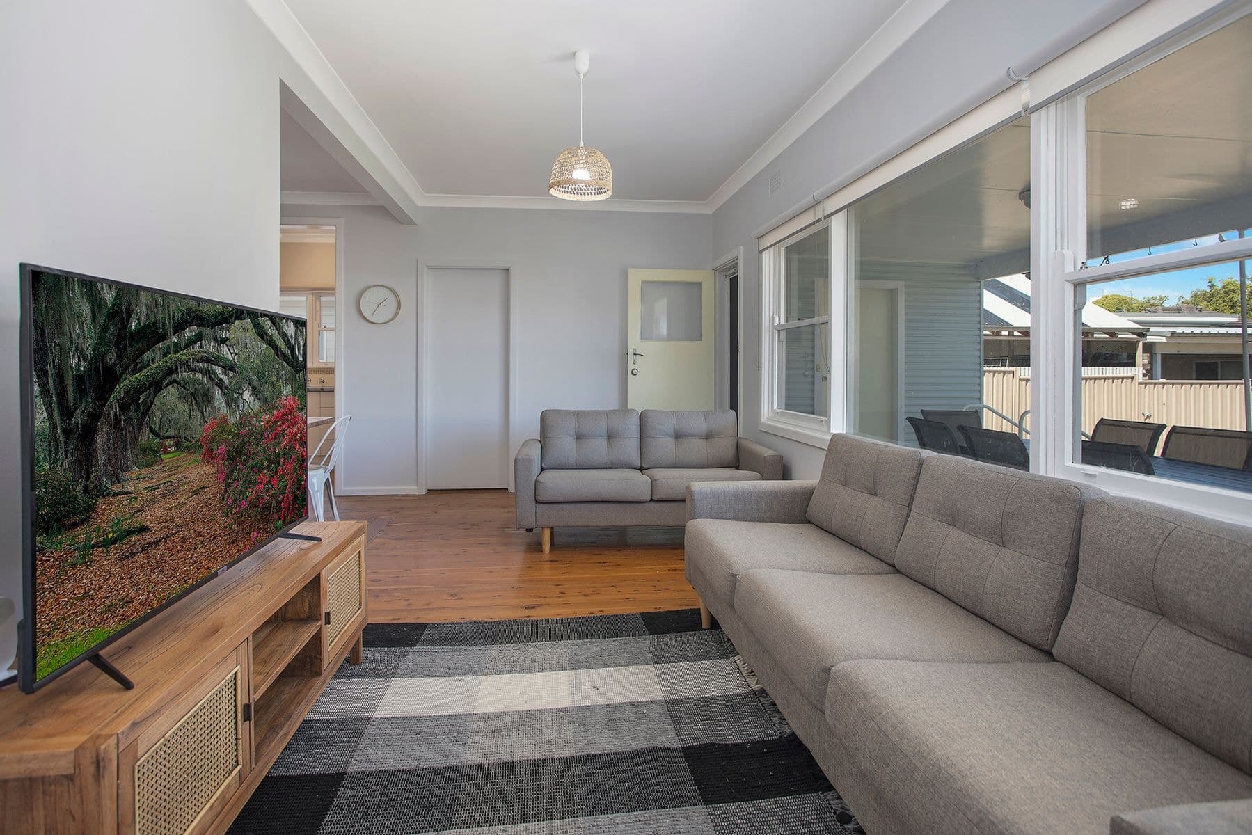 32 Bourke Road, Ettalong Beach NSW 2257, Ettalong Beach - Thumbnail 2